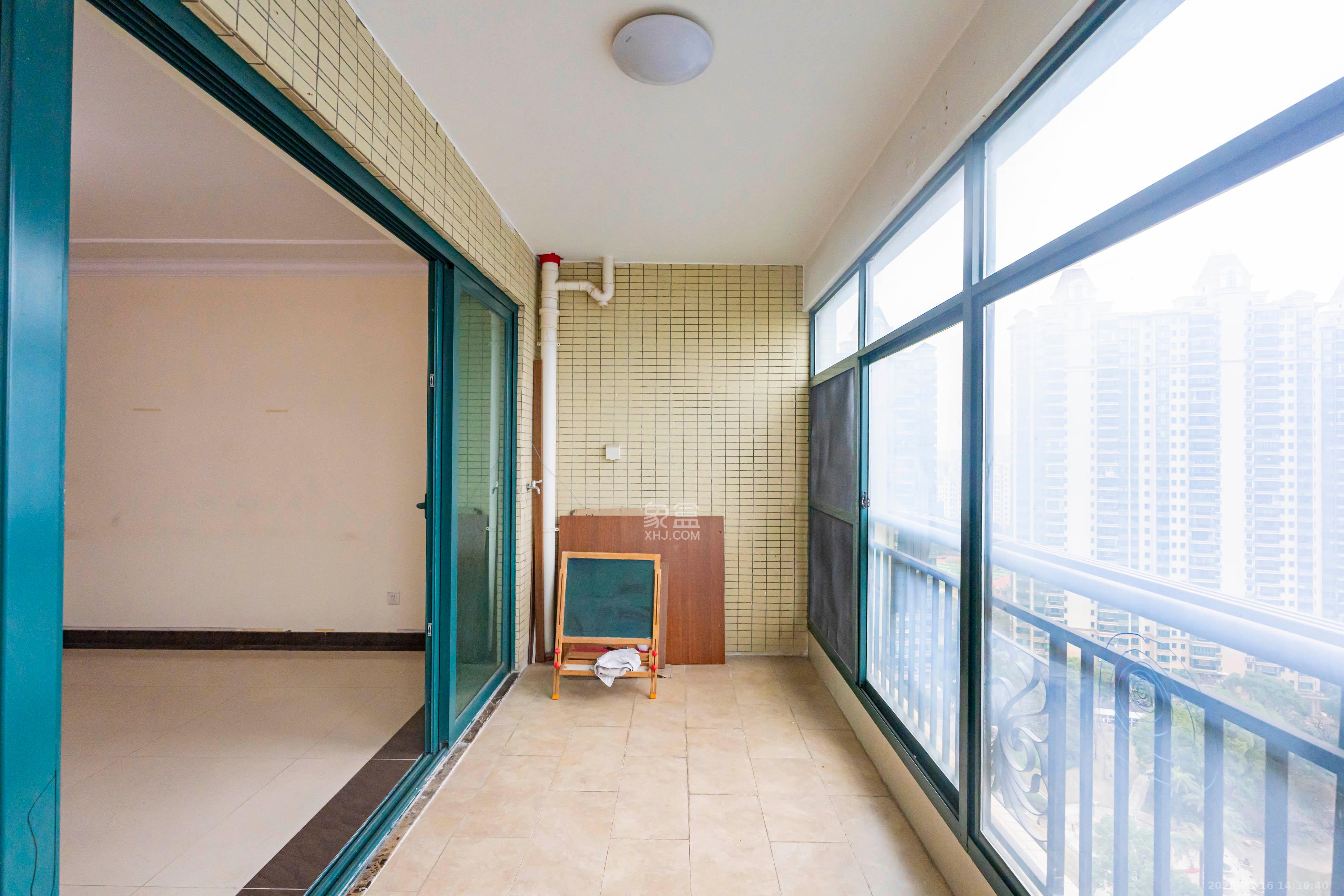 恒大雅苑 4室2厅2卫 3200.0元/月 恒大雅苑 4室2厅2卫 3200.0元/月室内图