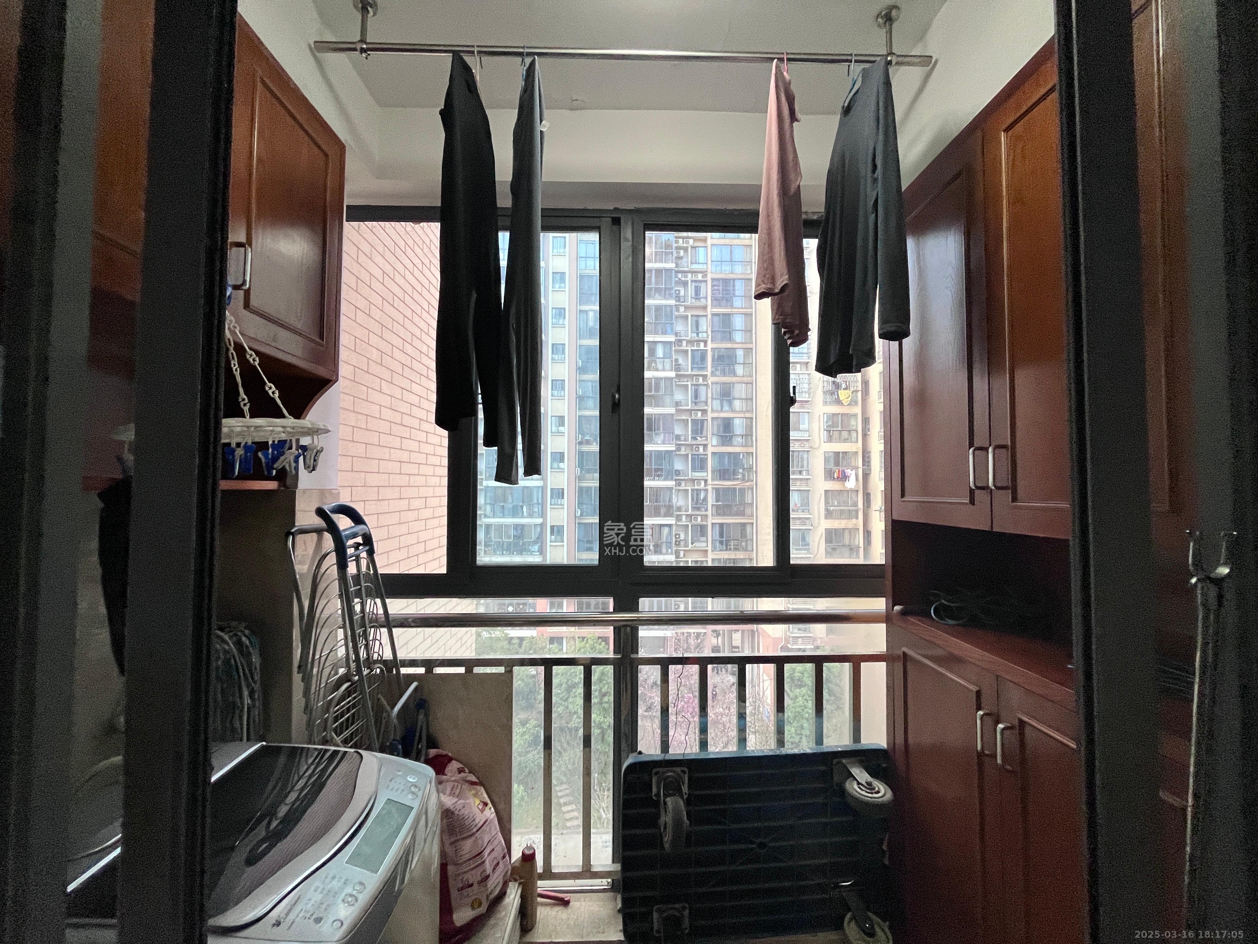 鑫远湘府逸园 3室2厅1卫 2200.0元/月 鑫远湘府逸园 3室2厅1卫 2200.0元/月室内图