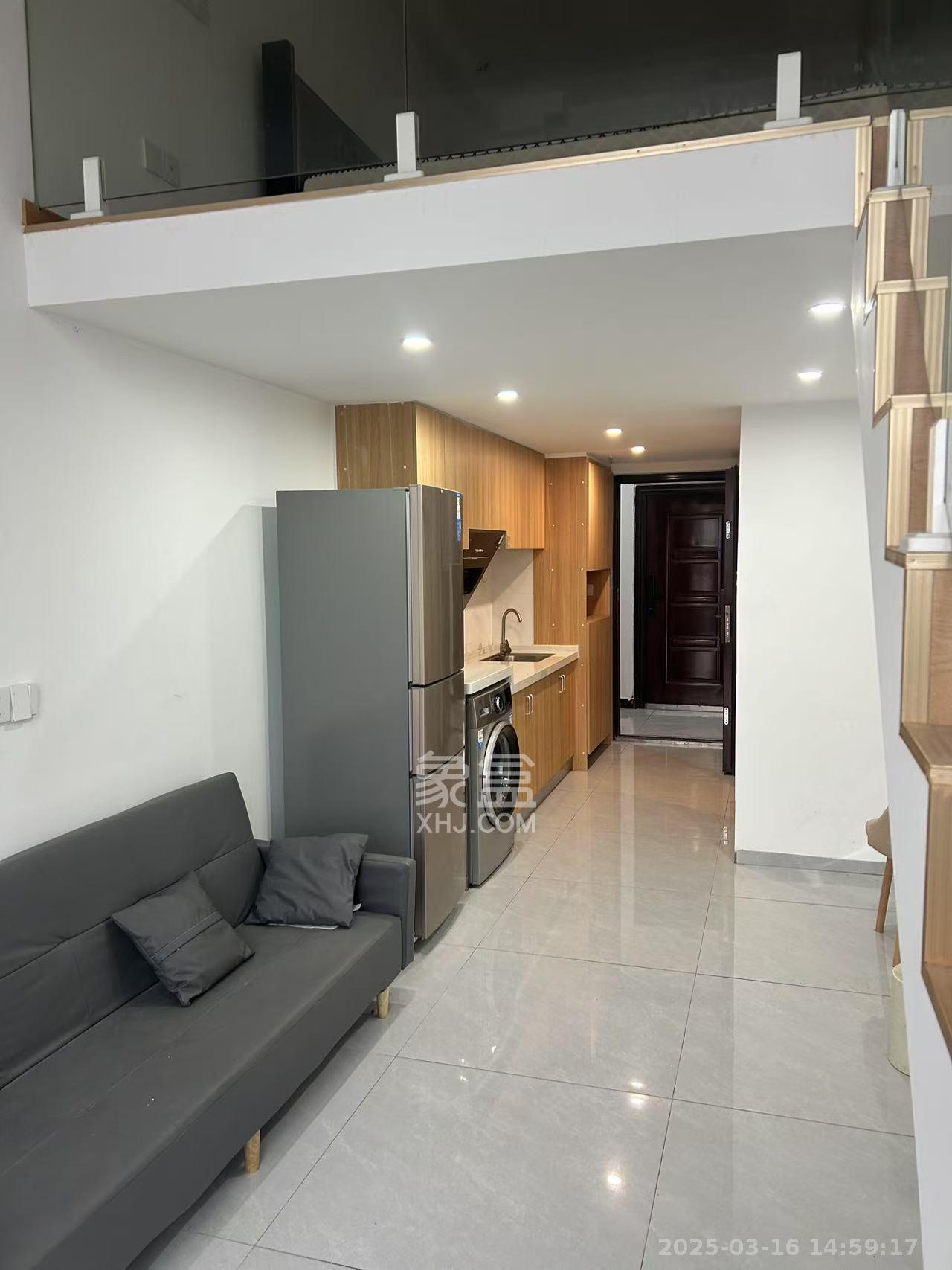 新长海D1站  1室1厅1卫    1350.0元/月室内图