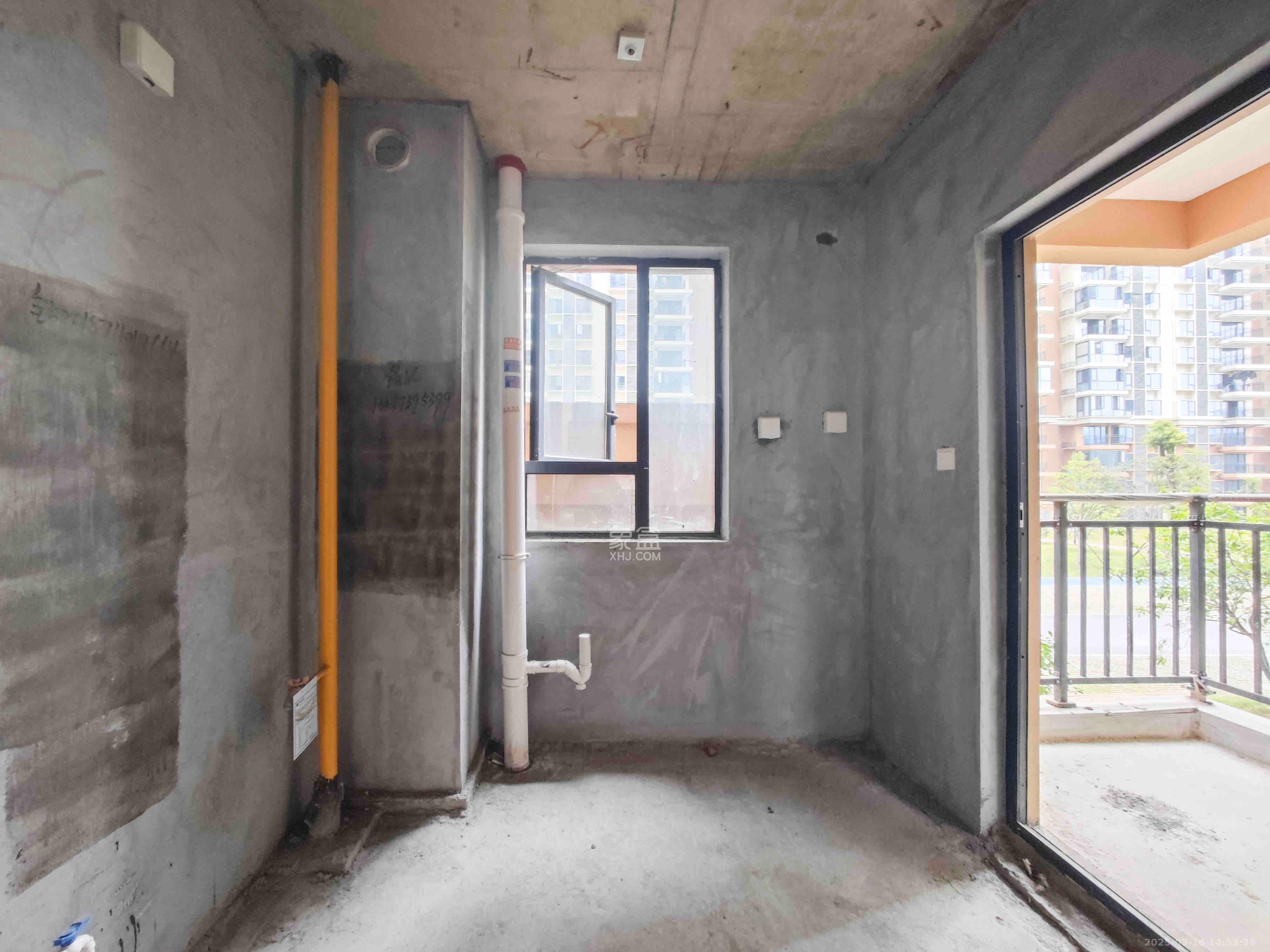 伊景园滨河苑 3室2厅2卫 1200.0元/月 伊景园滨河苑 3室2厅2卫 1200.0元/月室内图