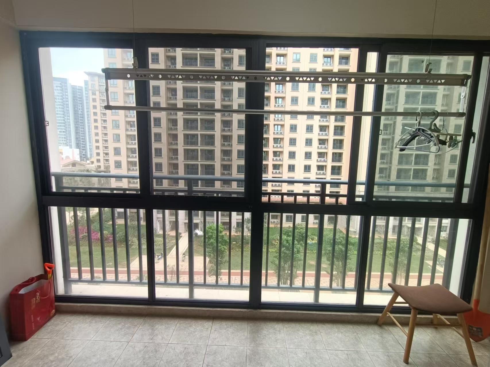 粤泰滨江花园 1室1厅1卫 60.0万 粤泰滨江花园 1室1厅1卫 60.0万室内图