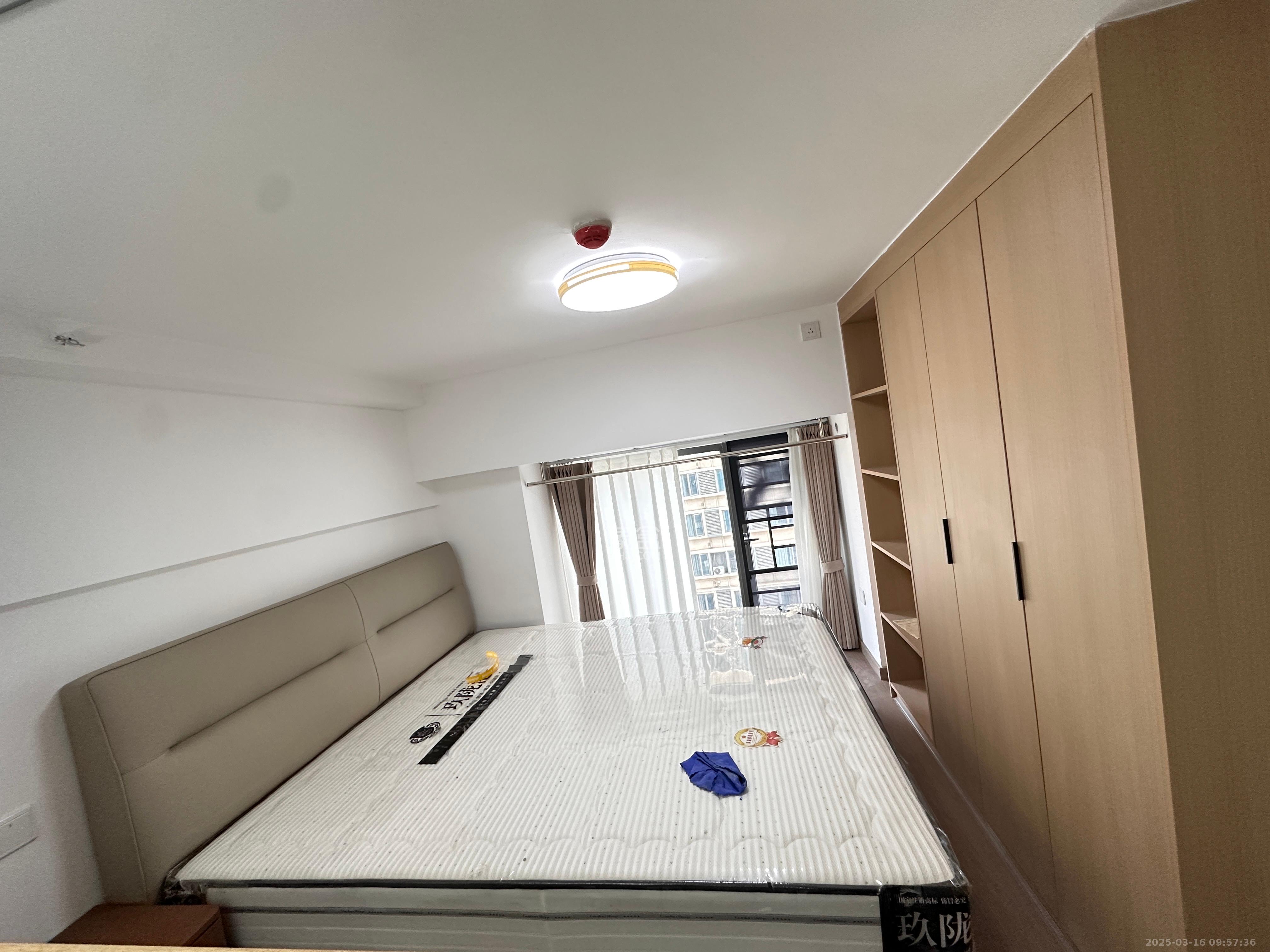 佳兆业云顶都汇 2室1厅1卫 1700.0元/月 佳兆业云顶都汇 2室1厅1卫 1700.0元/月室内图