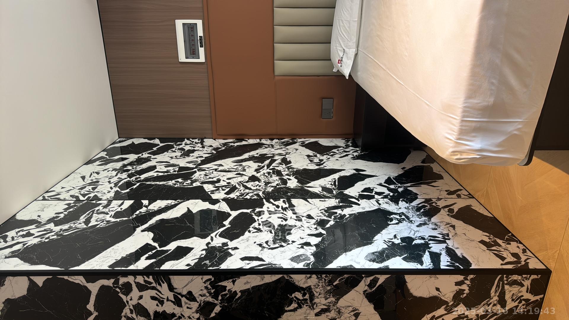 芙蓉万国城MOMA(卓越汇富苑) 1室1厅1卫 1500.0元/月 芙蓉万国城MOMA(卓越汇富苑) 1室1厅1卫 1500.0元/月室内图