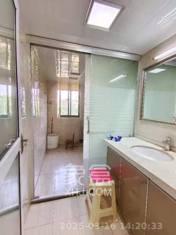 融科东南海  4室2厅2卫    4000.0元/月 融科东南海  4室2厅2卫    4000.0元/月室内图