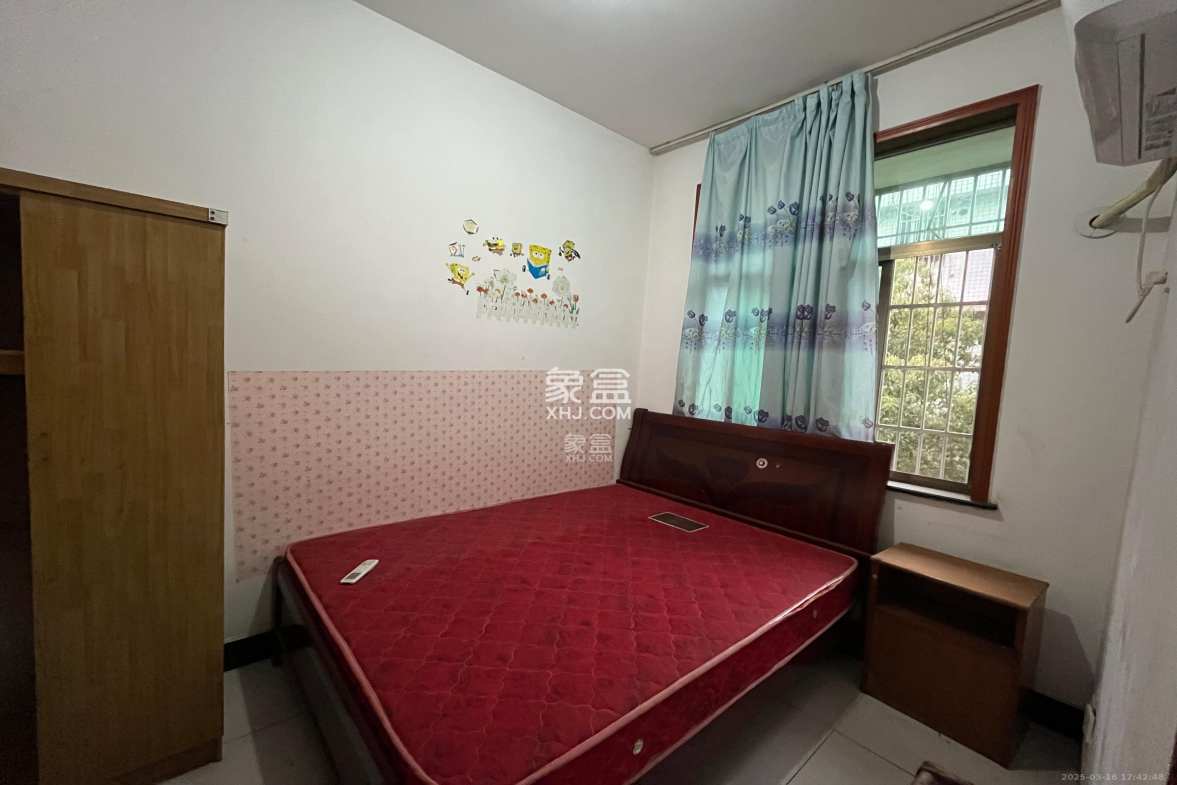 松雅安置小区 3室2厅1卫 1200.0元/月 松雅安置小区 3室2厅1卫 1200.0元/月室内图