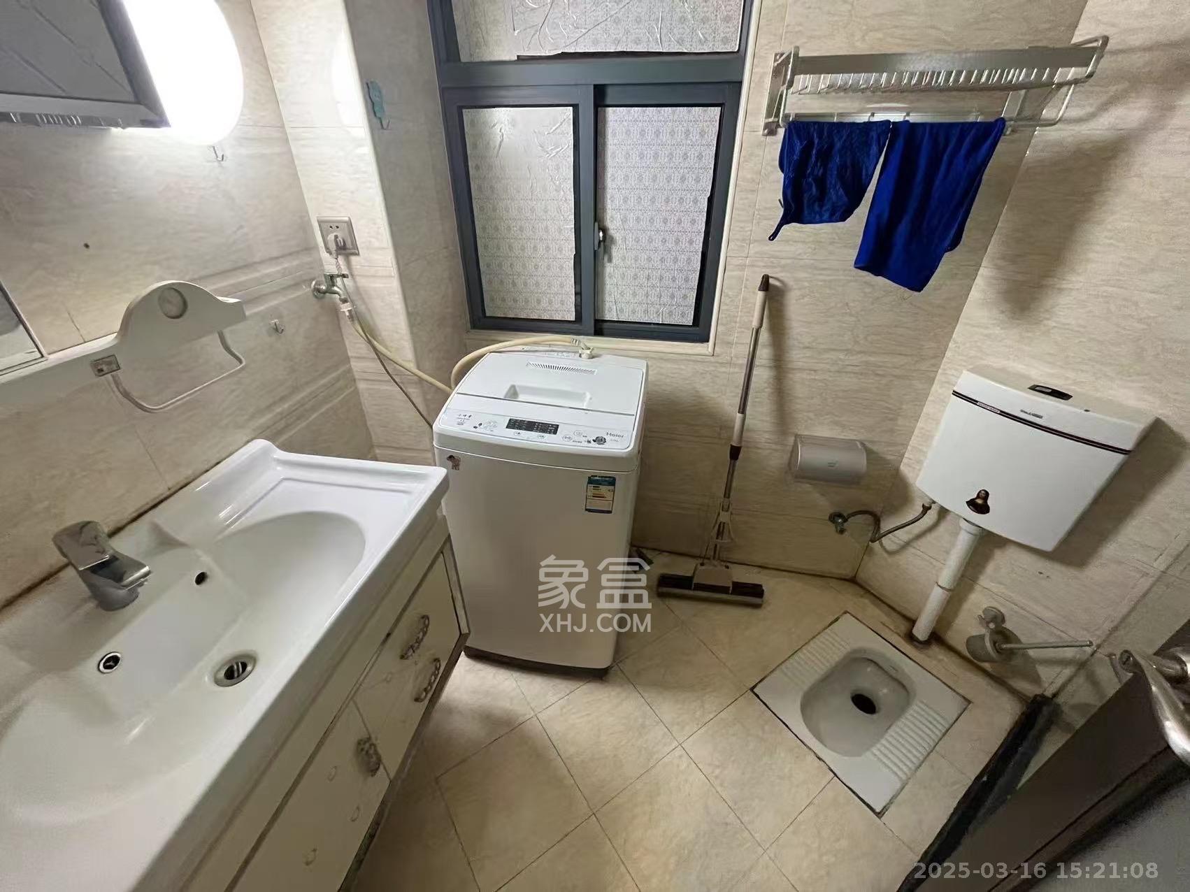 东方银座（东方摩卡）  2室2厅1卫   1800.00元/月室内图