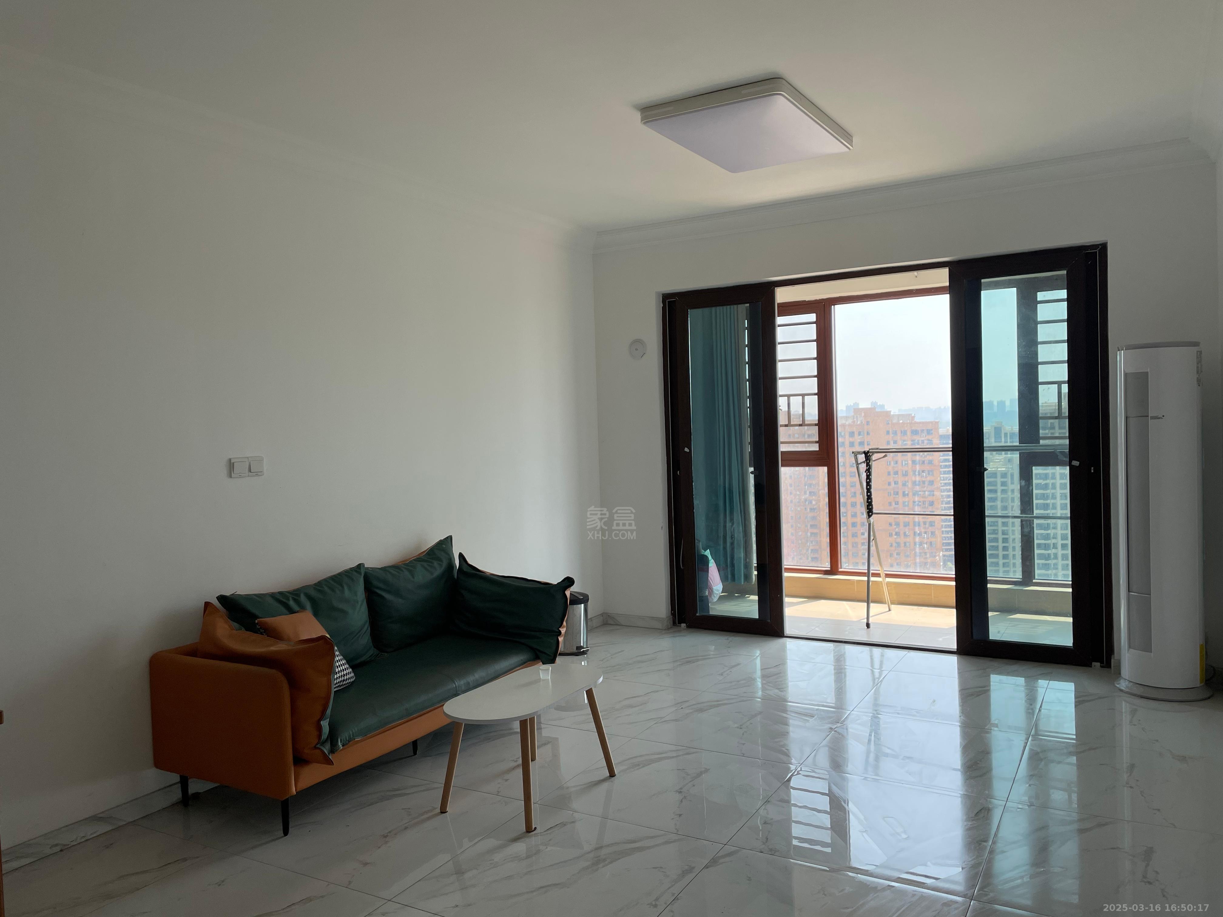 碧桂园麓府 3室2厅2卫 1900.0元/月 碧桂园麓府 3室2厅2卫 1900.0元/月室内图