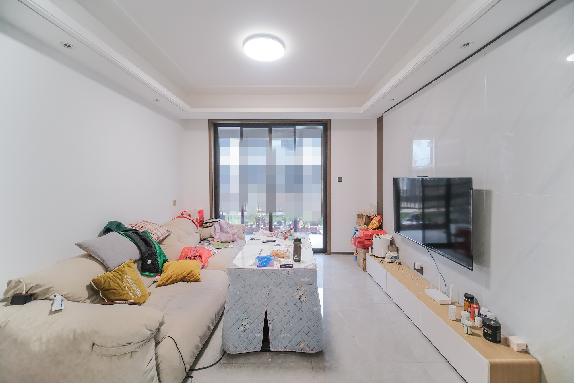 荣盛锦绣学府  3室2厅2卫    89.0万 荣盛锦绣学府  3室2厅2卫    89.0万客厅