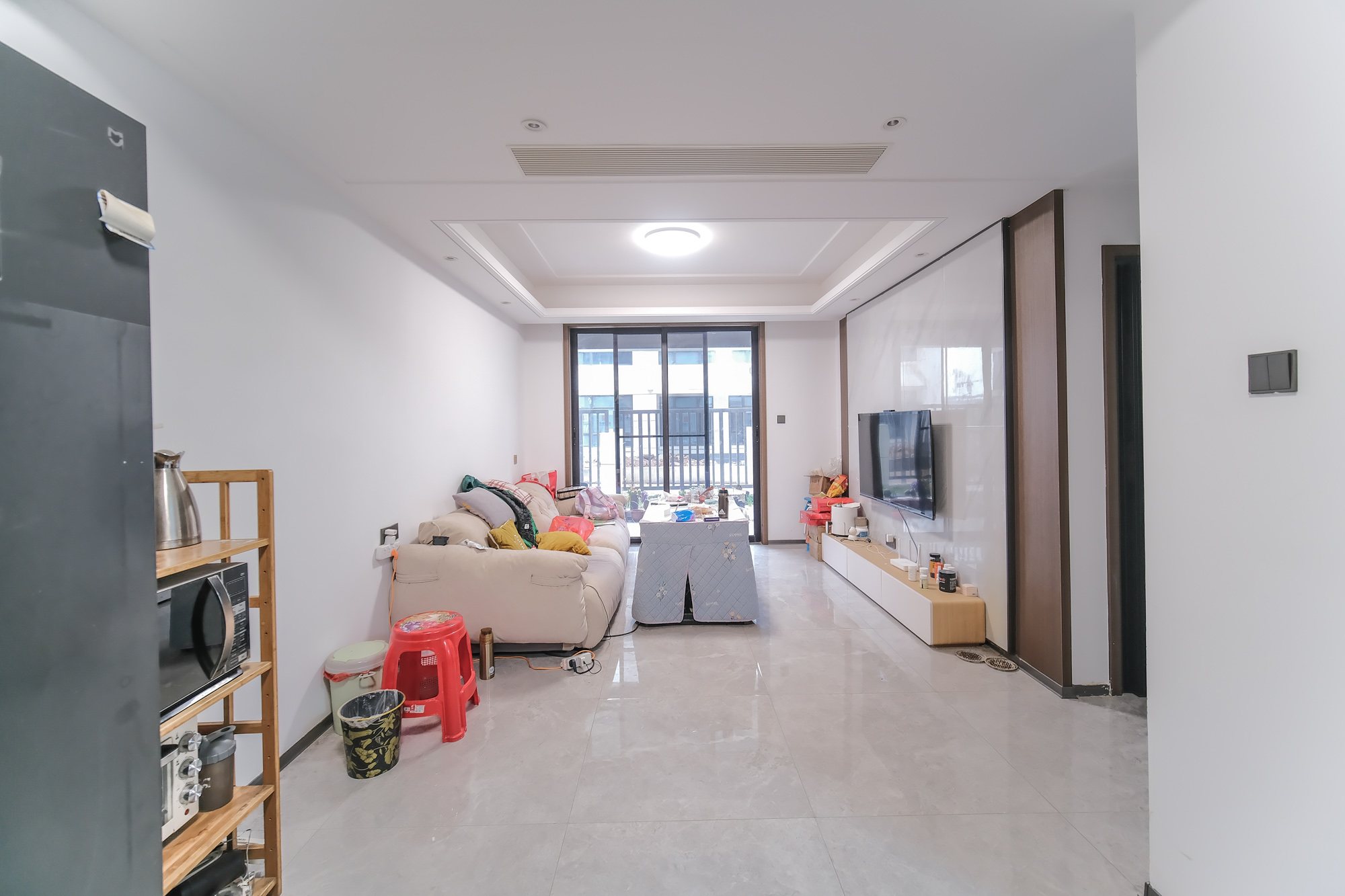 荣盛锦绣学府  3室2厅2卫    89.0万 荣盛锦绣学府  3室2厅2卫    89.0万客厅