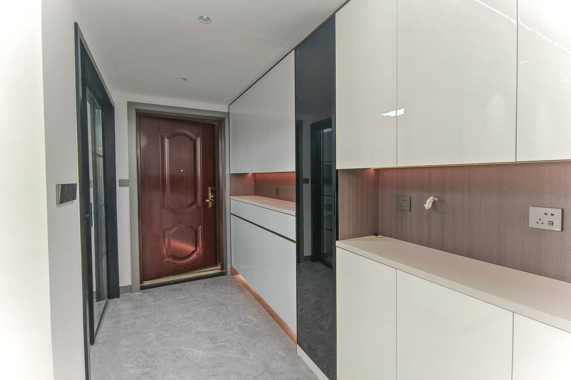 碧桂园翘楚棠  3室2厅2卫    98.0万 碧桂园翘楚棠  3室2厅2卫    98.0万其他