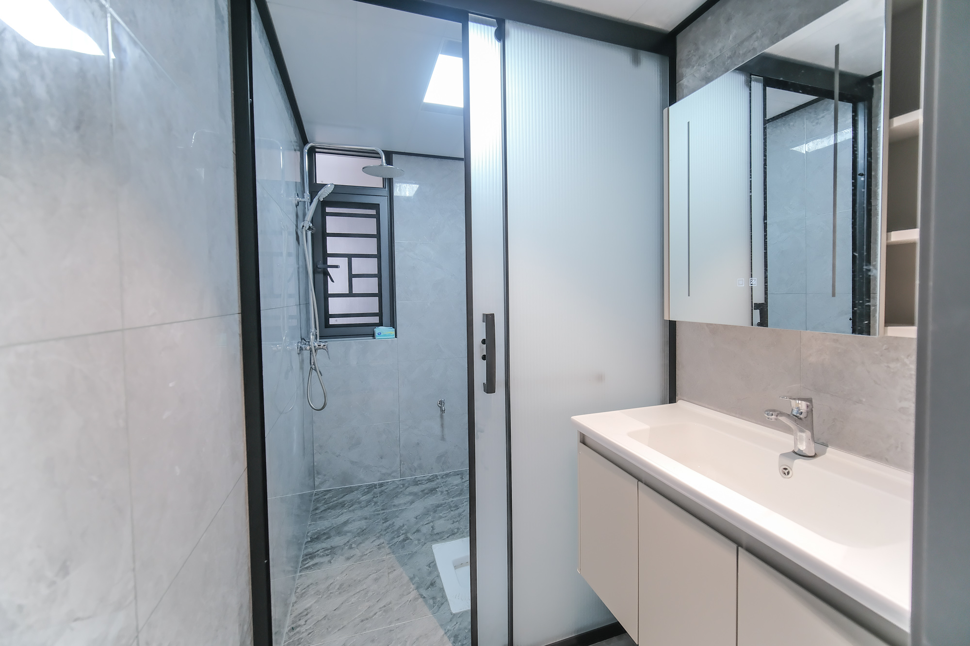 碧桂园翘楚棠  3室2厅2卫    98.0万 碧桂园翘楚棠  3室2厅2卫    98.0万卫生间