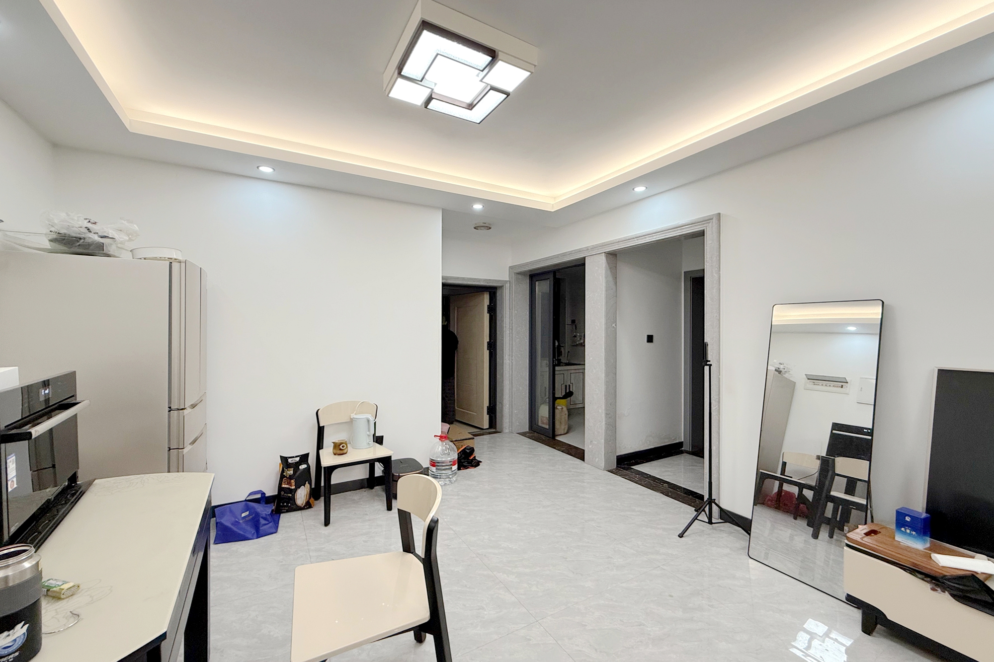 澳海澜庭 2室2厅1卫 48.0万 澳海澜庭 2室2厅1卫 48.0万客厅