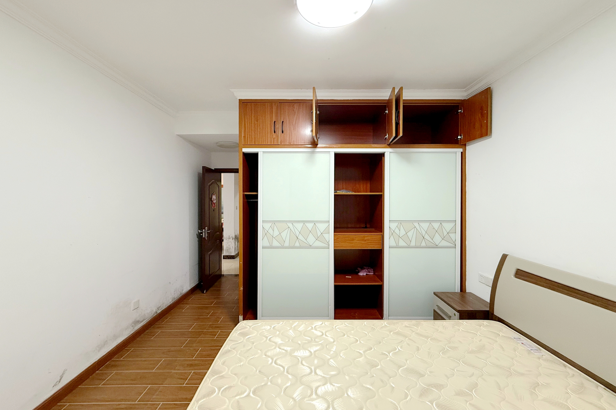 润和长郡(润和紫郡二三期) 3室2厅2卫 81.0万 润和长郡(润和紫郡二三期) 3室2厅2卫 81.0万卧室