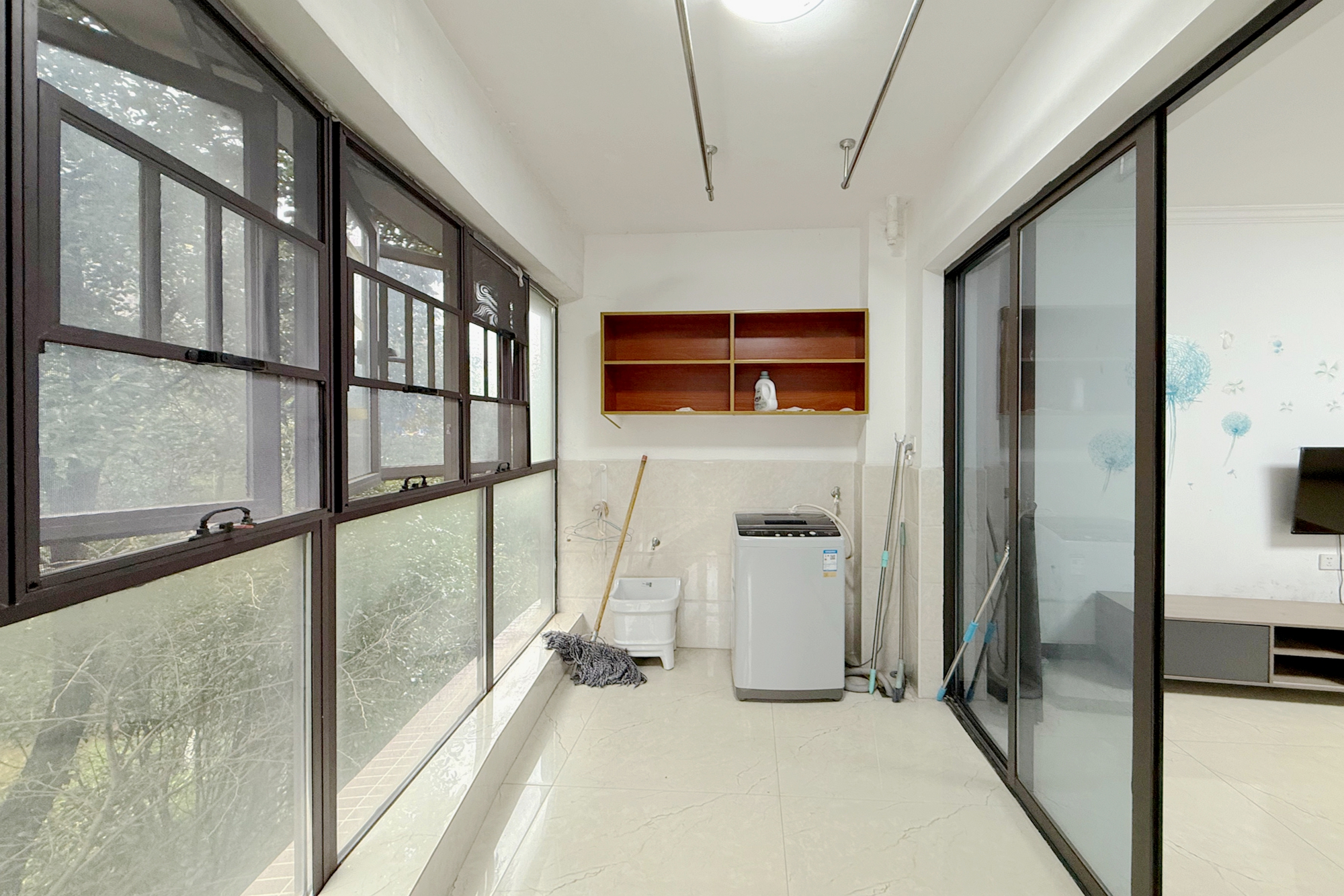 润和长郡(润和紫郡二三期) 3室2厅2卫 81.0万 润和长郡(润和紫郡二三期) 3室2厅2卫 81.0万阳台