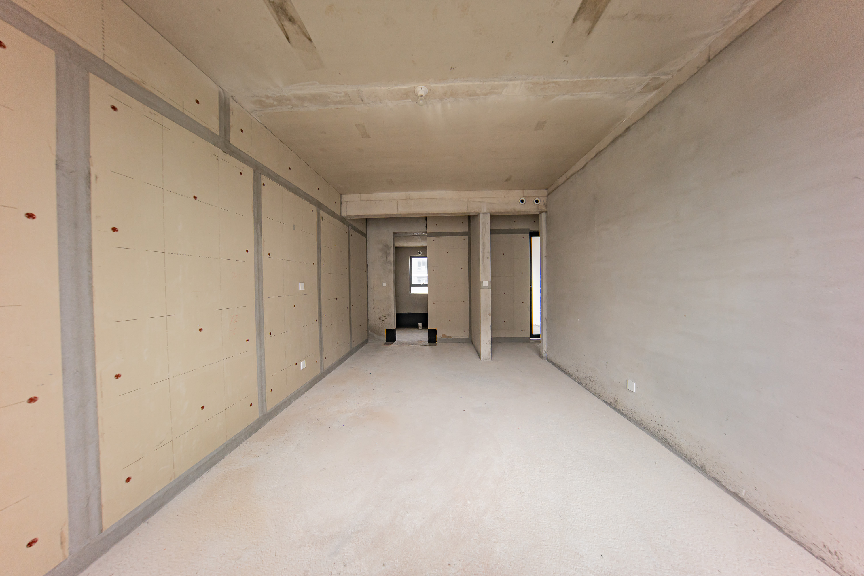 中建钰山湖 4室2厅3卫 290.0万 中建钰山湖 4室2厅3卫 290.0万卧室