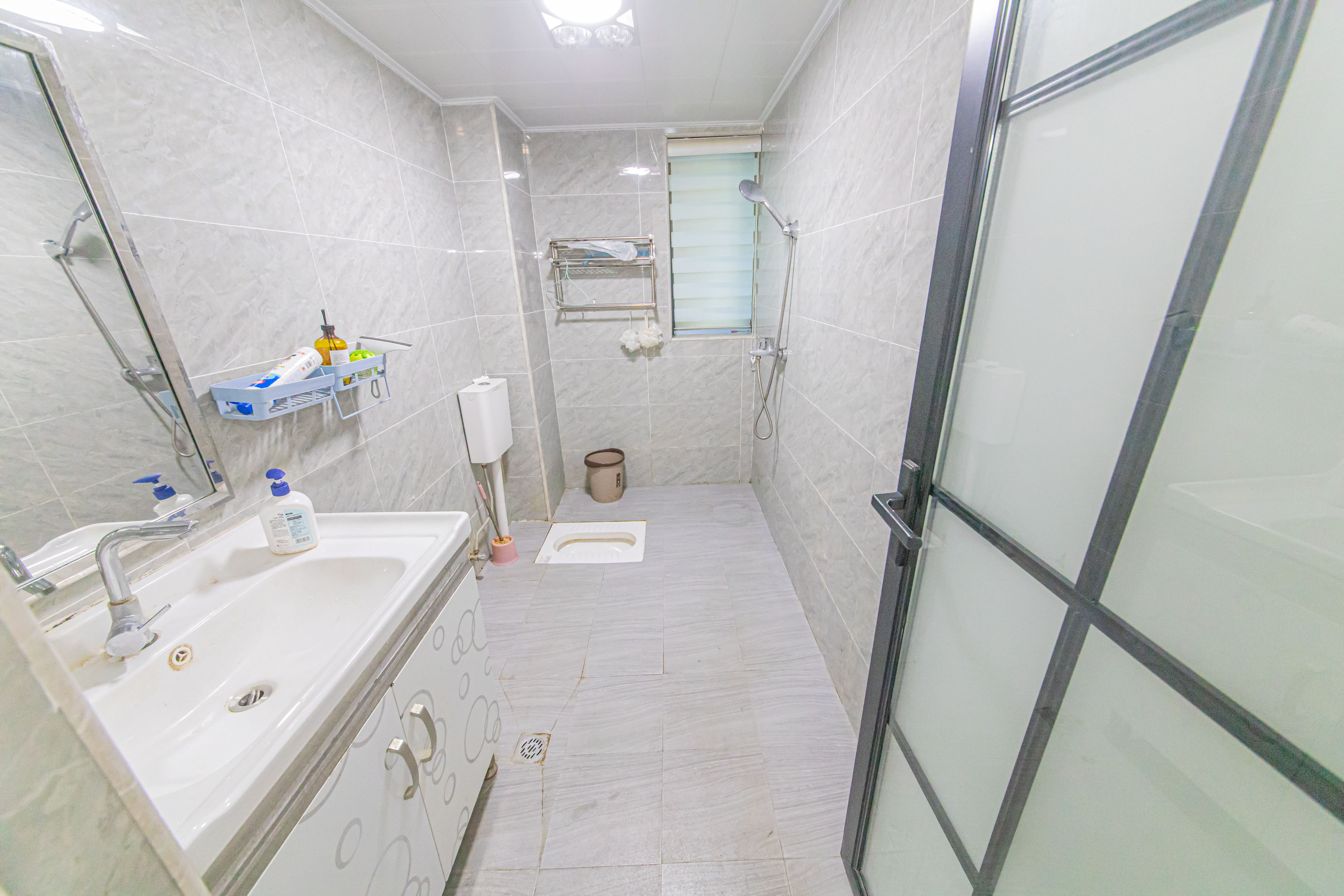 中建芙蓉嘉苑 3室2厅2卫 99.8万 中建芙蓉嘉苑 3室2厅2卫 99.8万卫生间