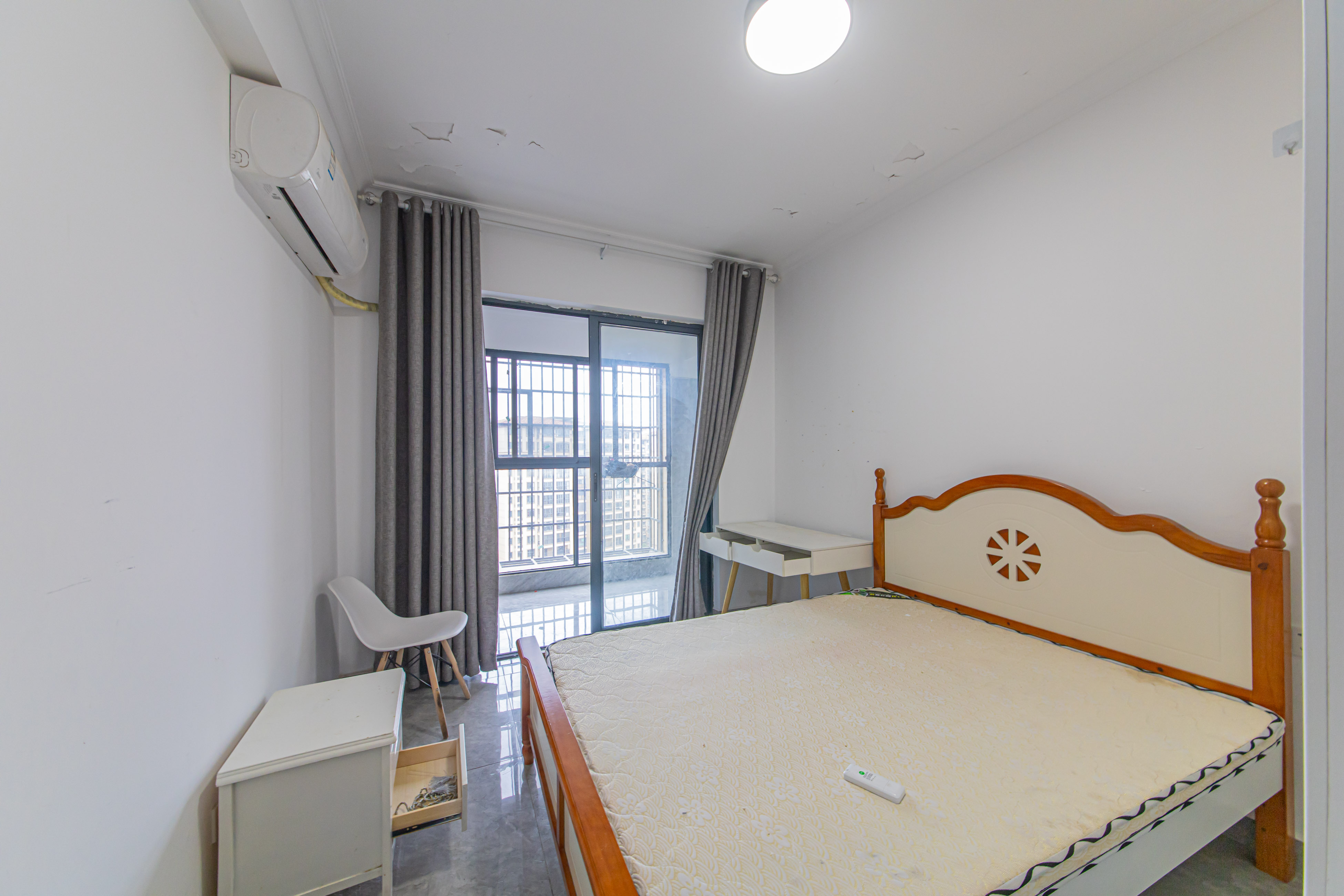 中建芙蓉嘉苑 3室2厅2卫 99.8万 中建芙蓉嘉苑 3室2厅2卫 99.8万卧室