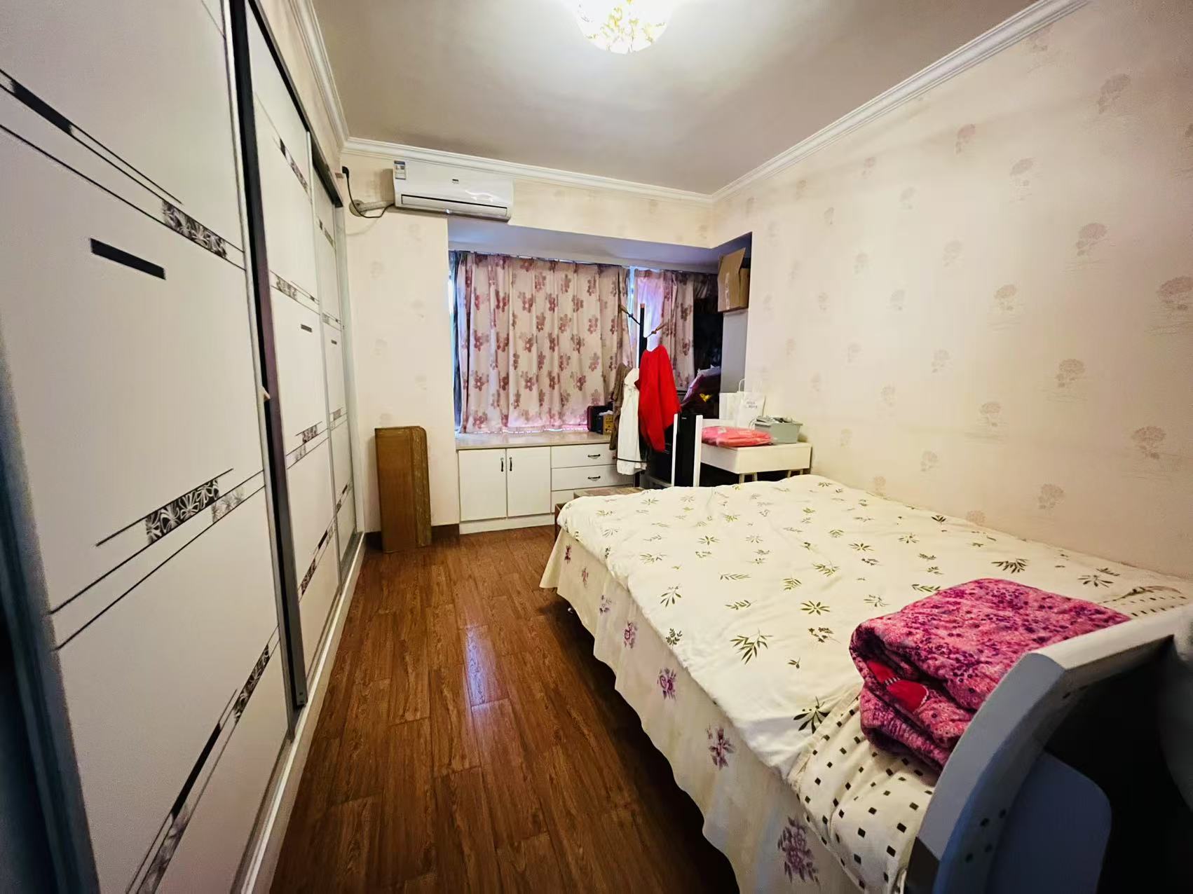 山水文园  3室2厅2卫    69.8万 山水文园  3室2厅2卫    69.8万室内图