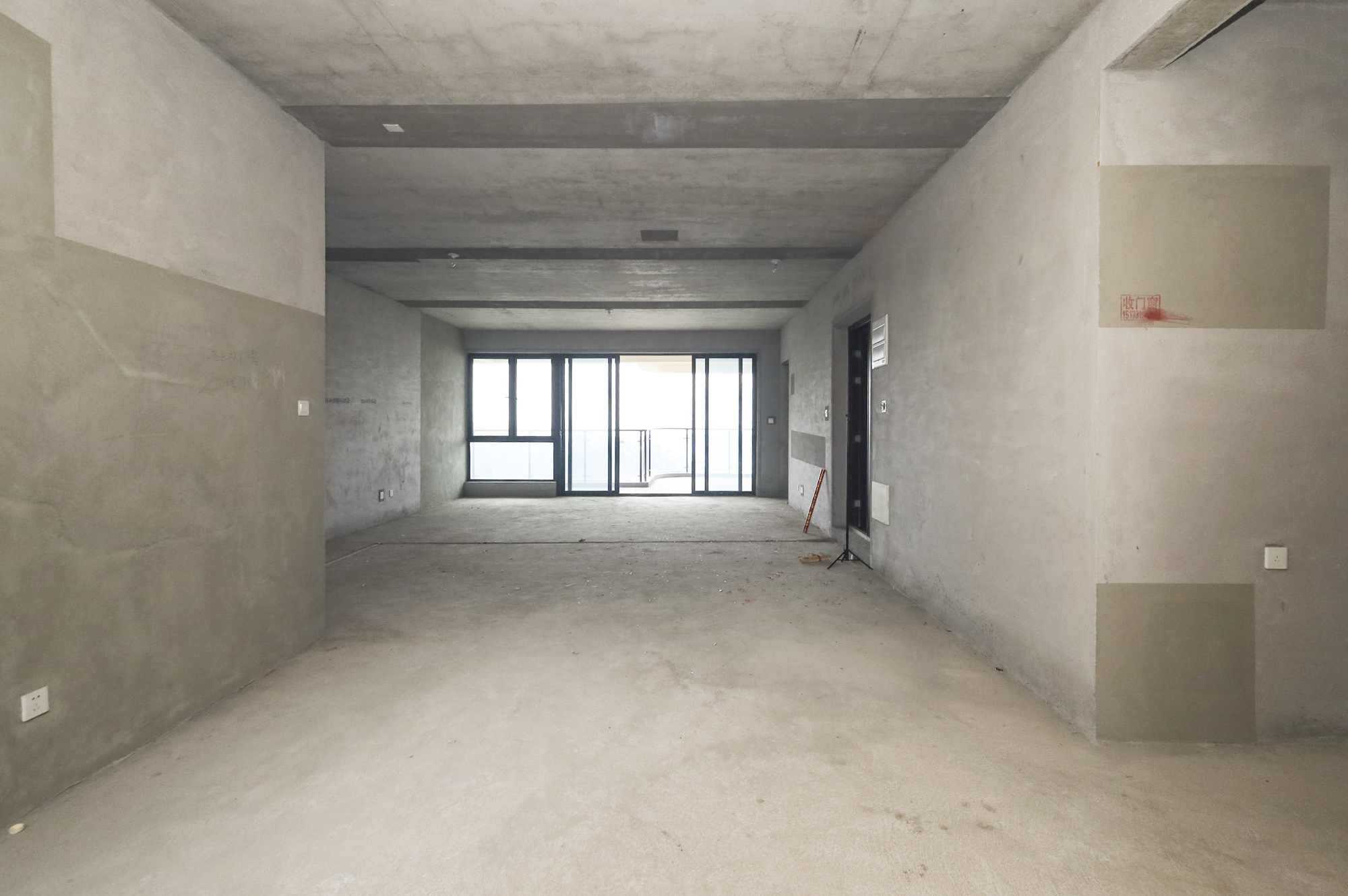 地铁中建江山玖樾  4室2厅2卫    320.0万 地铁中建江山玖樾  4室2厅2卫    320.0万其他