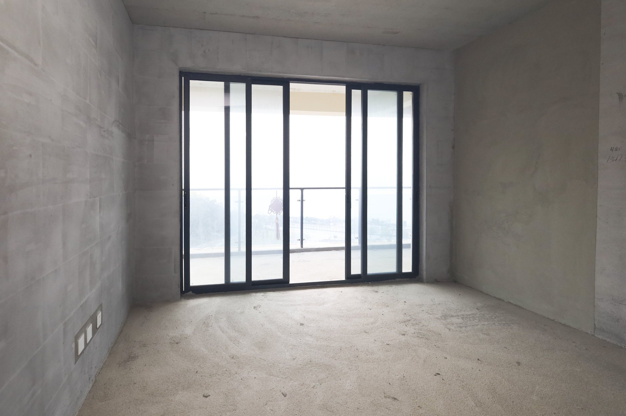 地铁中建江山玖樾  4室2厅2卫    320.0万 地铁中建江山玖樾  4室2厅2卫    320.0万卧室