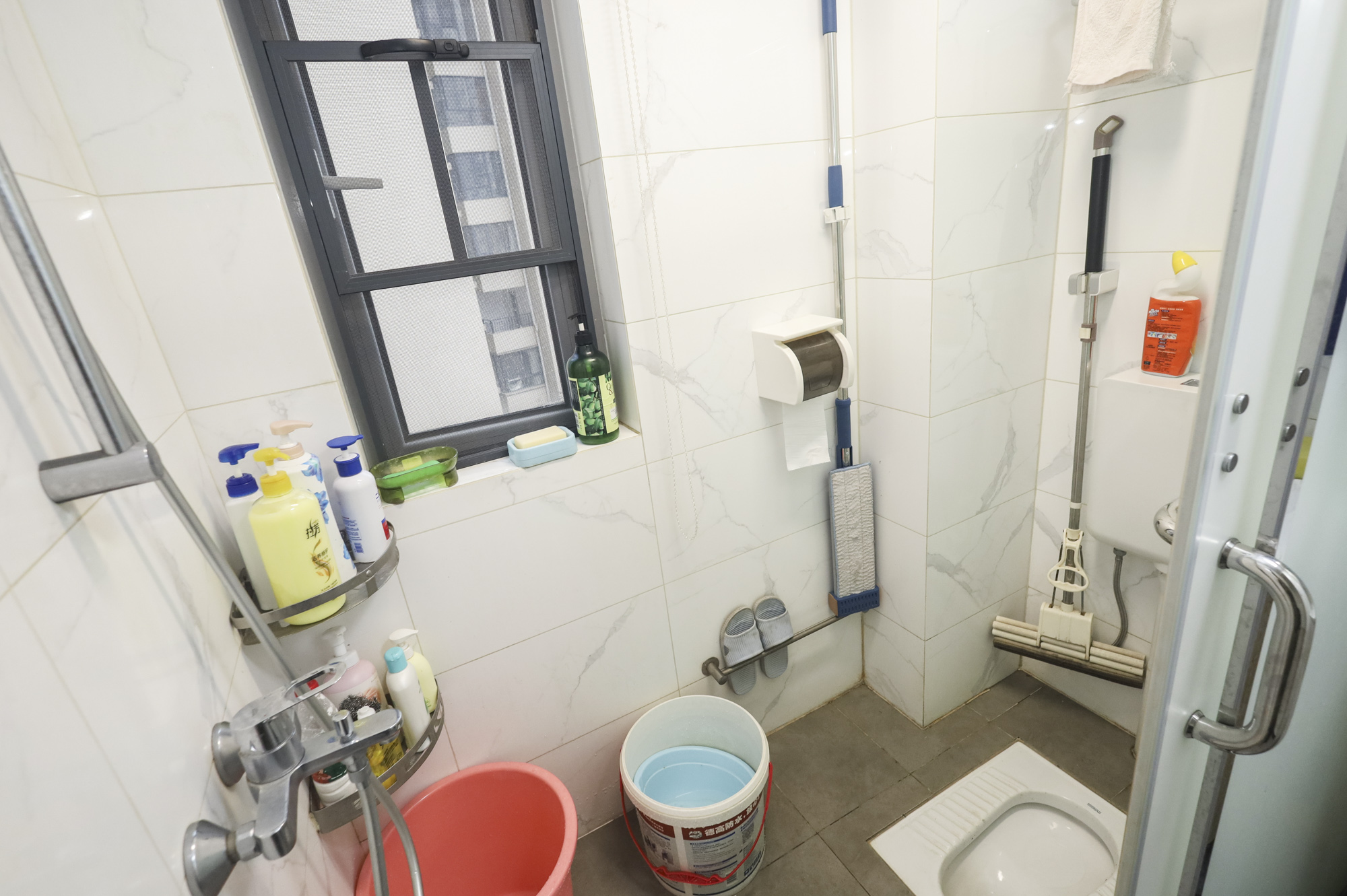 钱隆世家 4室2厅2卫 120.0万 钱隆世家 4室2厅2卫 120.0万卫生间