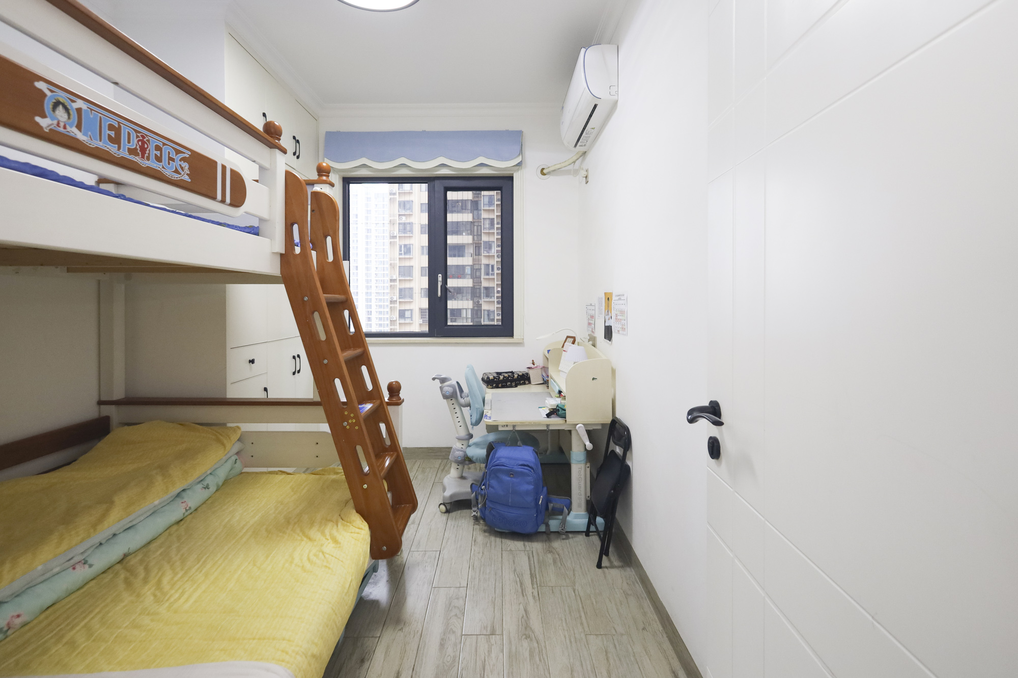 钱隆世家 4室2厅2卫 120.0万 钱隆世家 4室2厅2卫 120.0万卧室