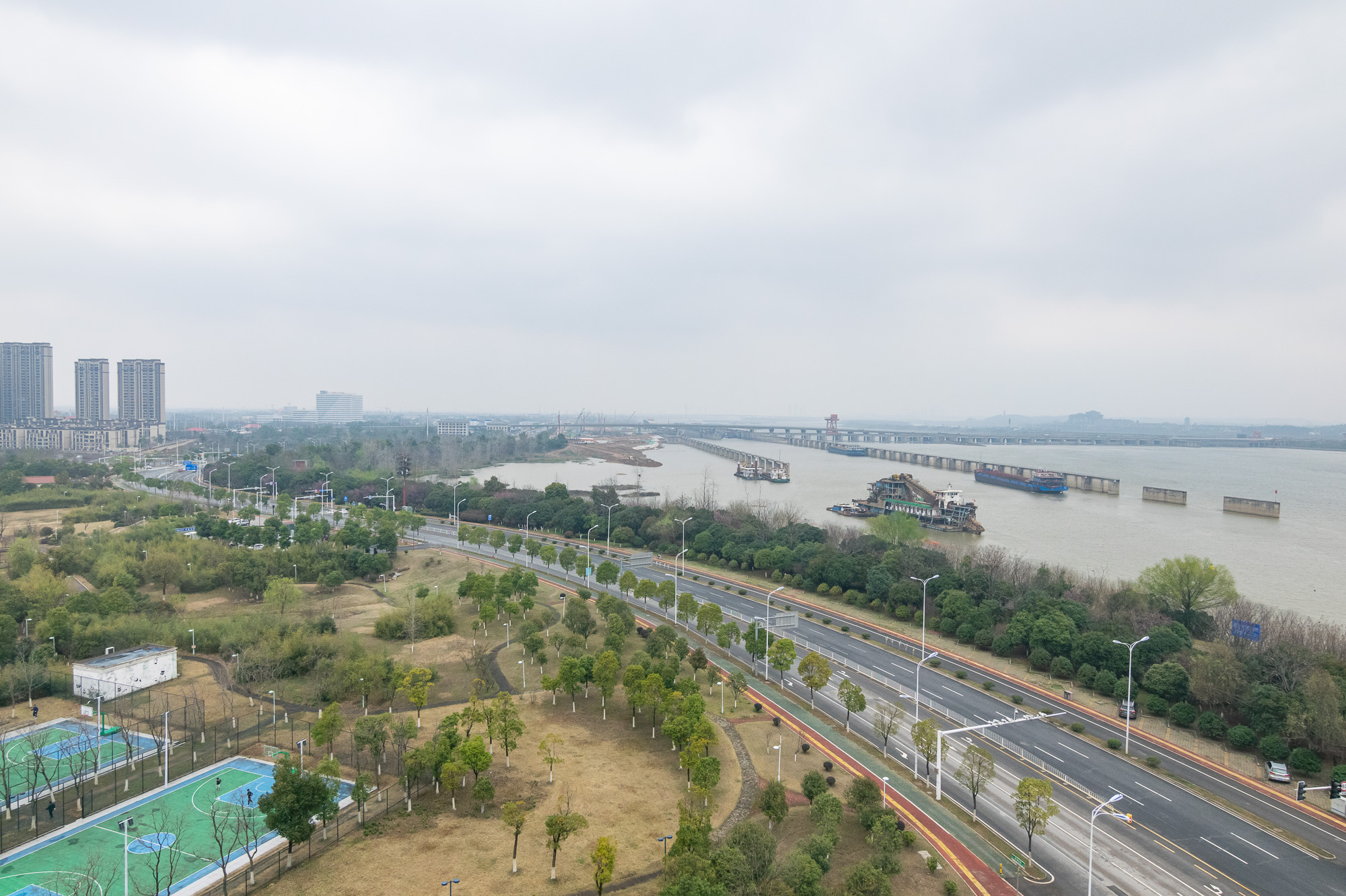 华润桃源里  4室2厅2卫    118.0万 华润桃源里  4室2厅2卫    118.0万其他