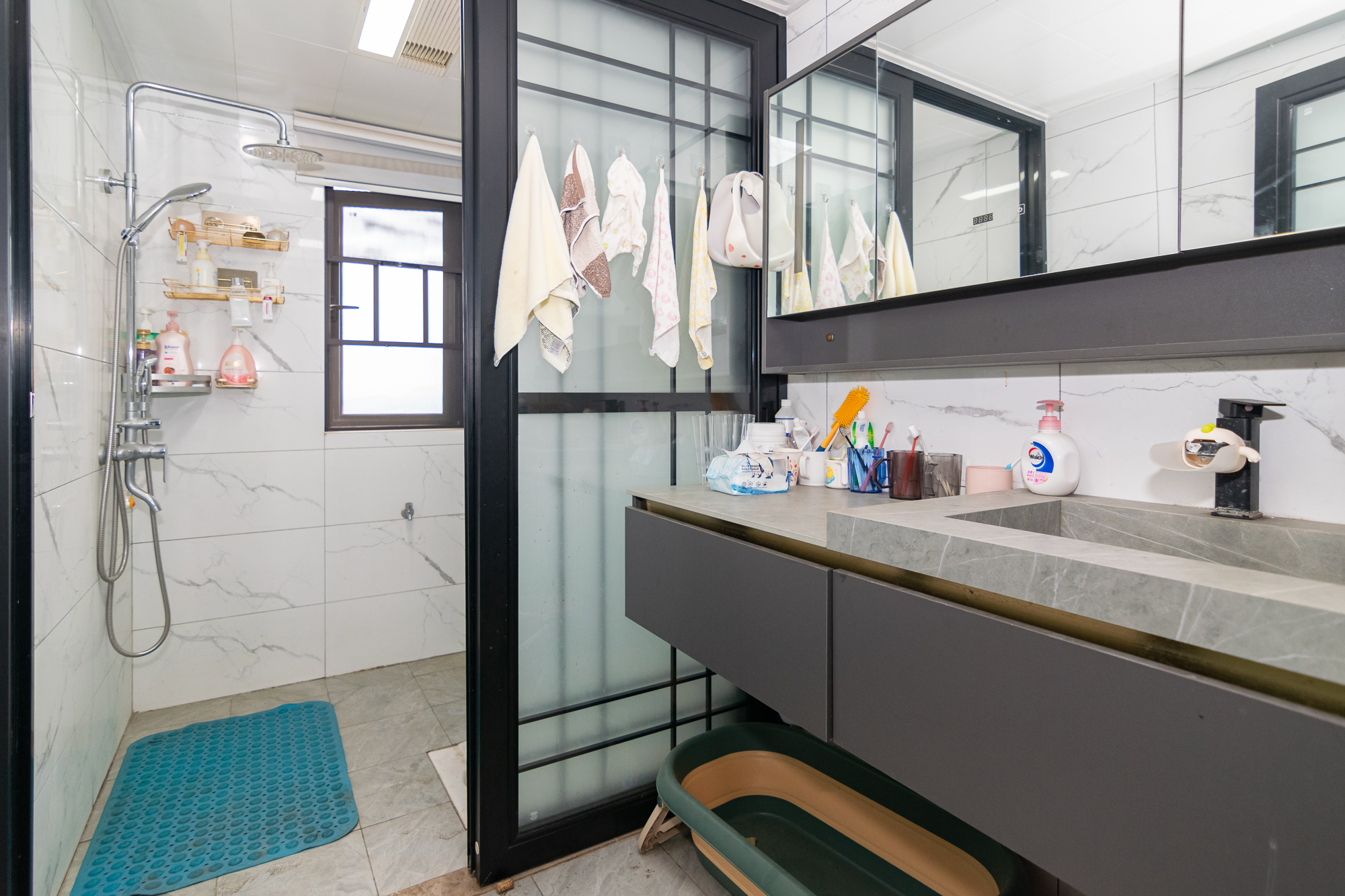 华润桃源里  4室2厅2卫    118.0万 华润桃源里  4室2厅2卫    118.0万卫生间