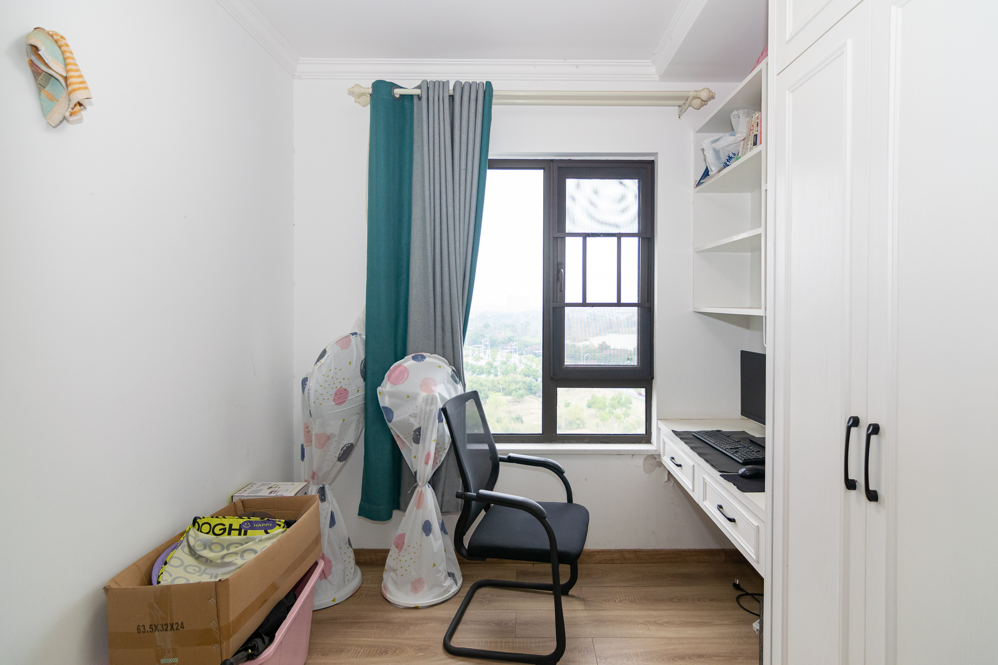 华润桃源里  4室2厅2卫    118.0万 华润桃源里  4室2厅2卫    118.0万卧室