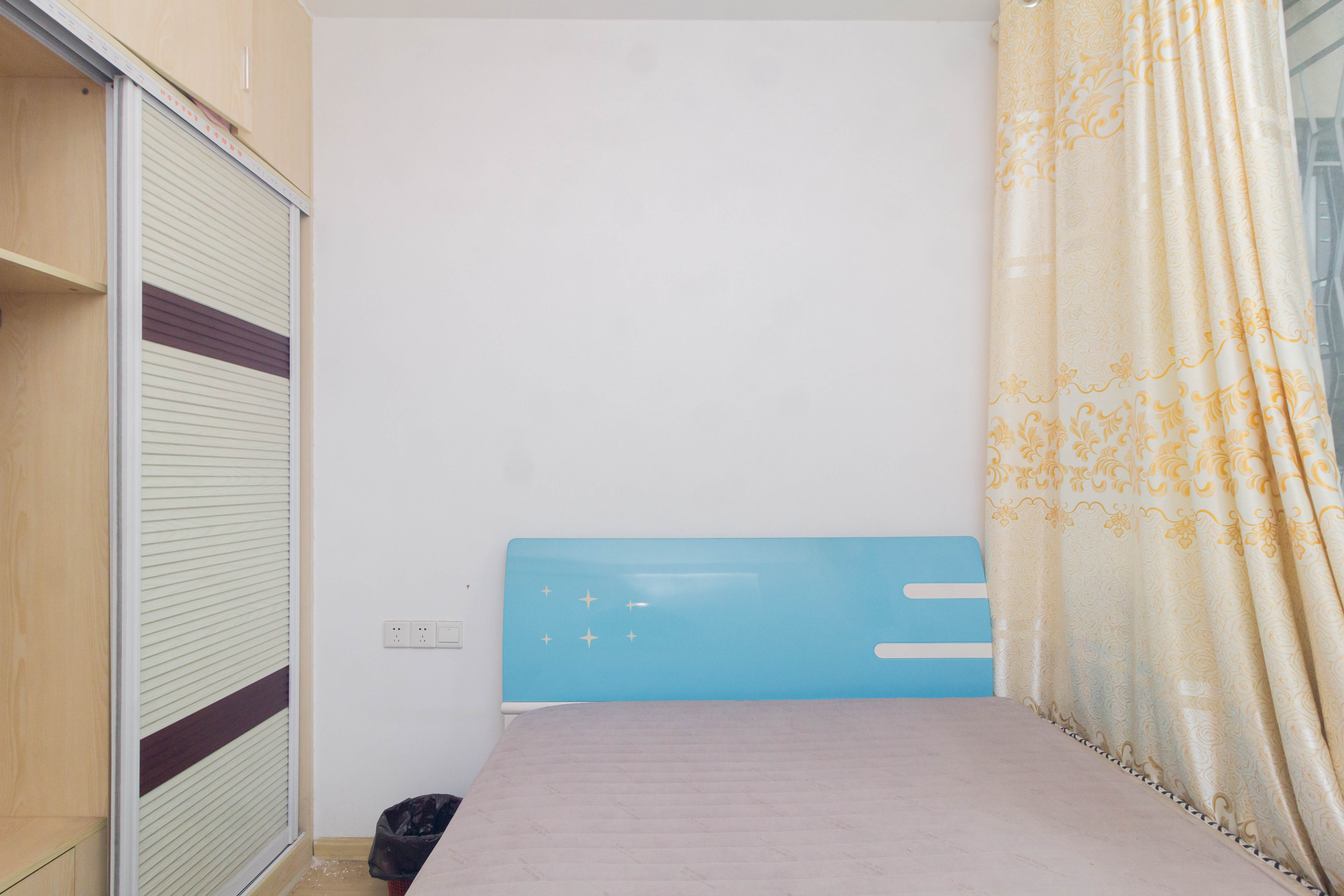 康桥长郡  2室1厅1卫    52.8万 康桥长郡  2室1厅1卫    52.8万卧室