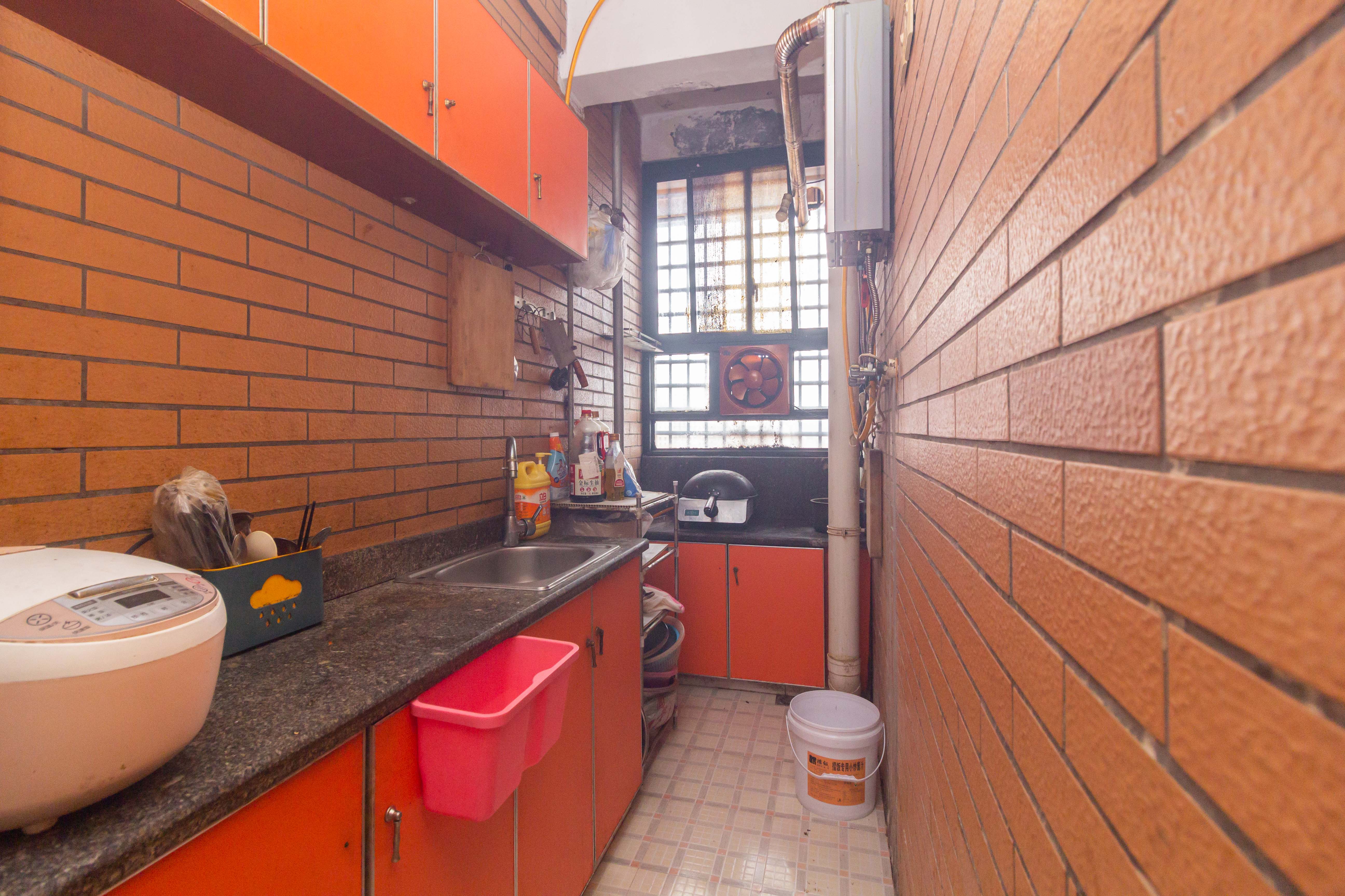 东业早安星城 1室1厅1卫 25.0万 东业早安星城 1室1厅1卫 25.0万厨房