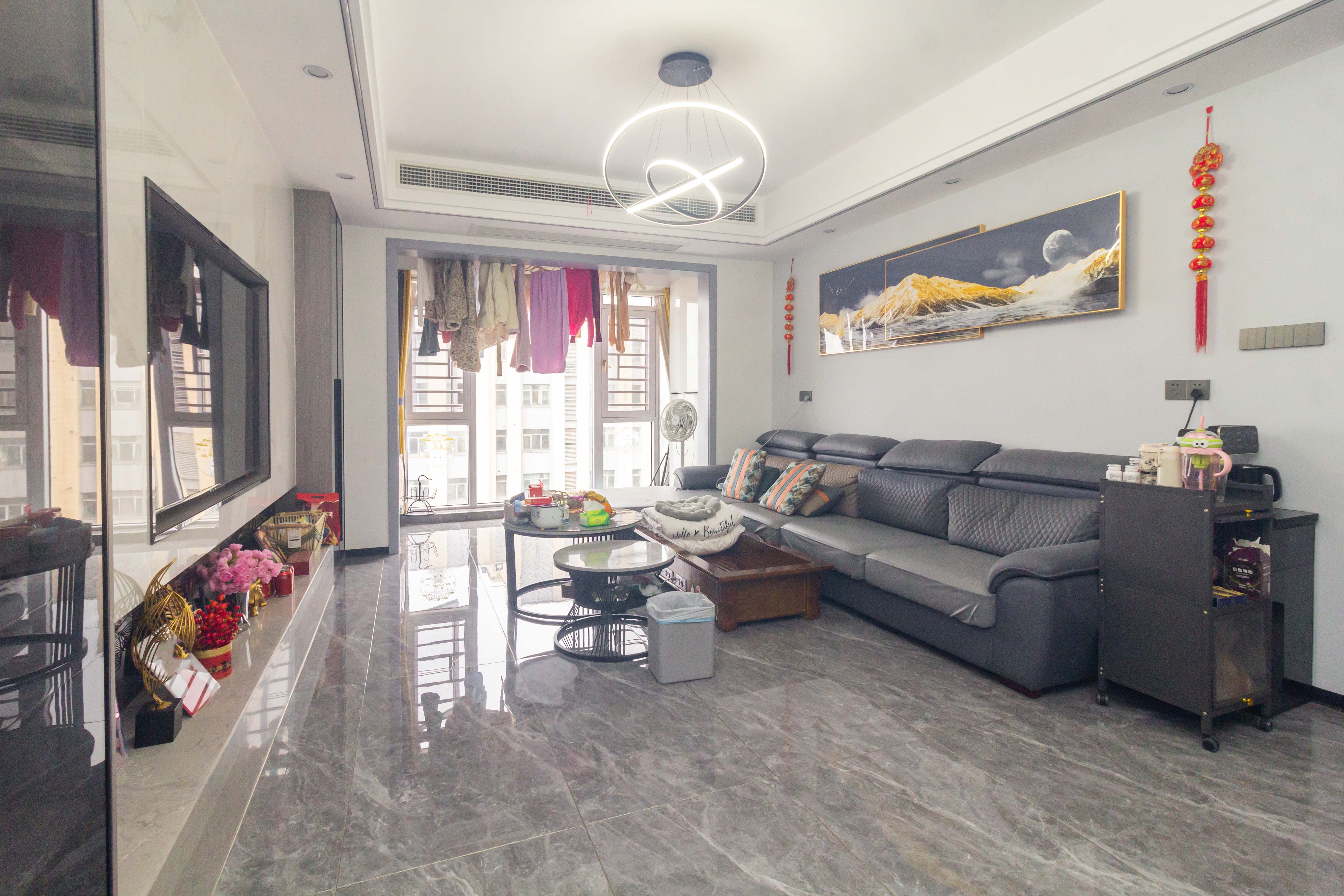 中交中央公园D2区 2室2厅1卫 104.0万 中交中央公园D2区 2室2厅1卫 104.0万客厅