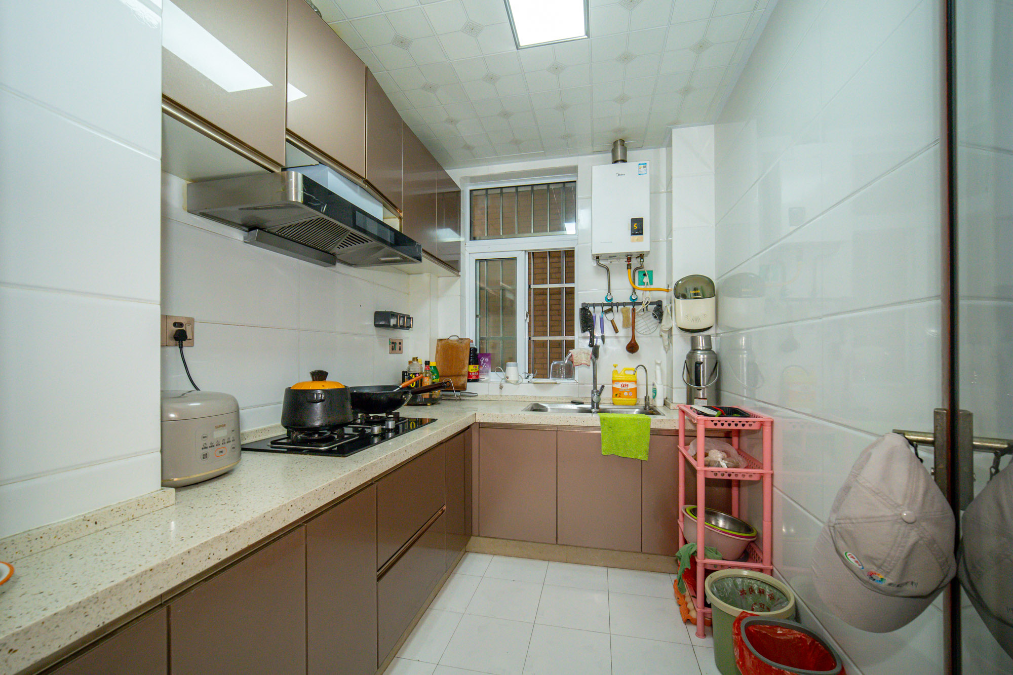 楚天世纪城西苑 3室2厅1卫 72.0万 楚天世纪城西苑 3室2厅1卫 72.0万厨房