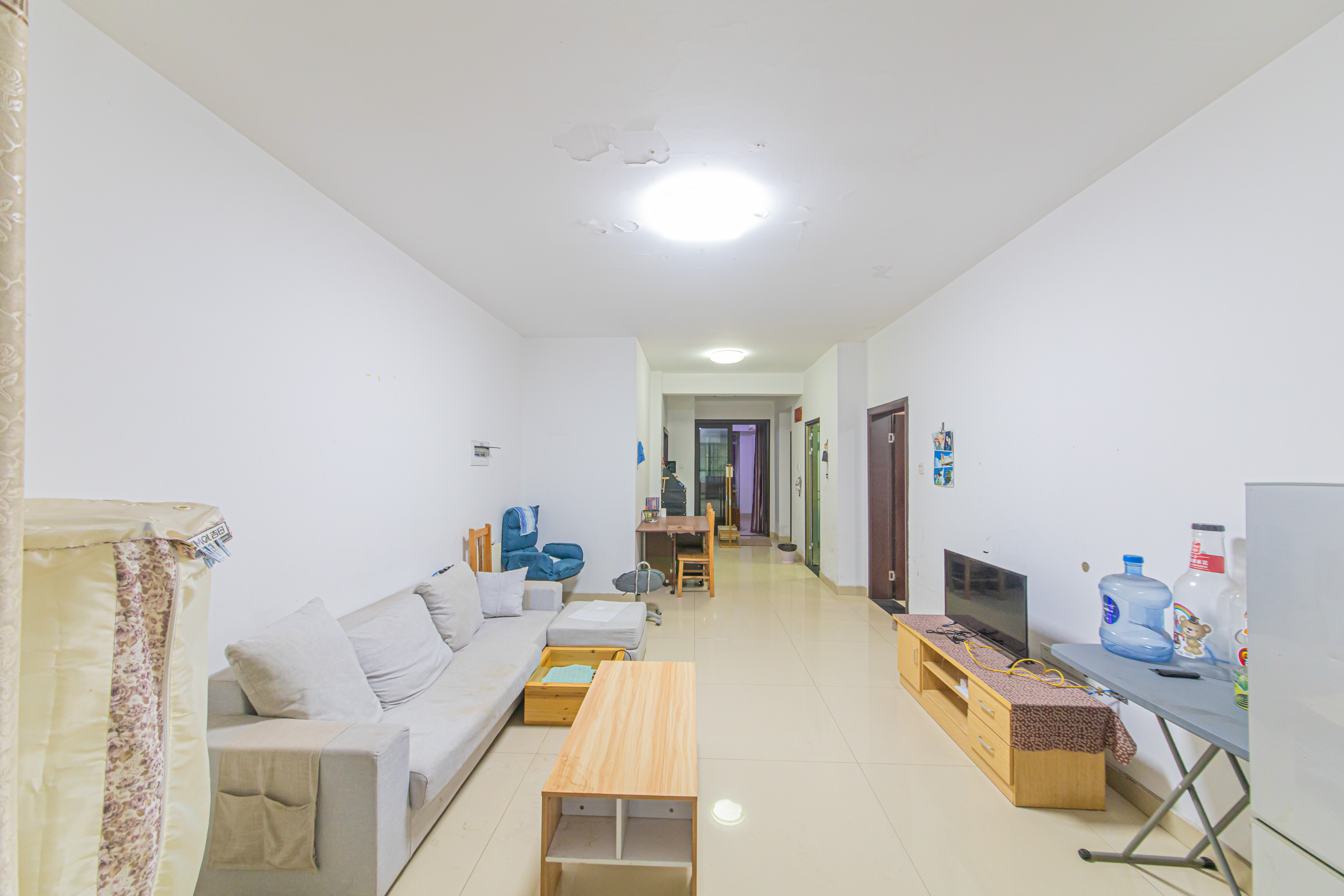 绿地公馆(绿地名邸) 3室2厅2卫 110.0万 绿地公馆(绿地名邸) 3室2厅2卫 110.0万客厅