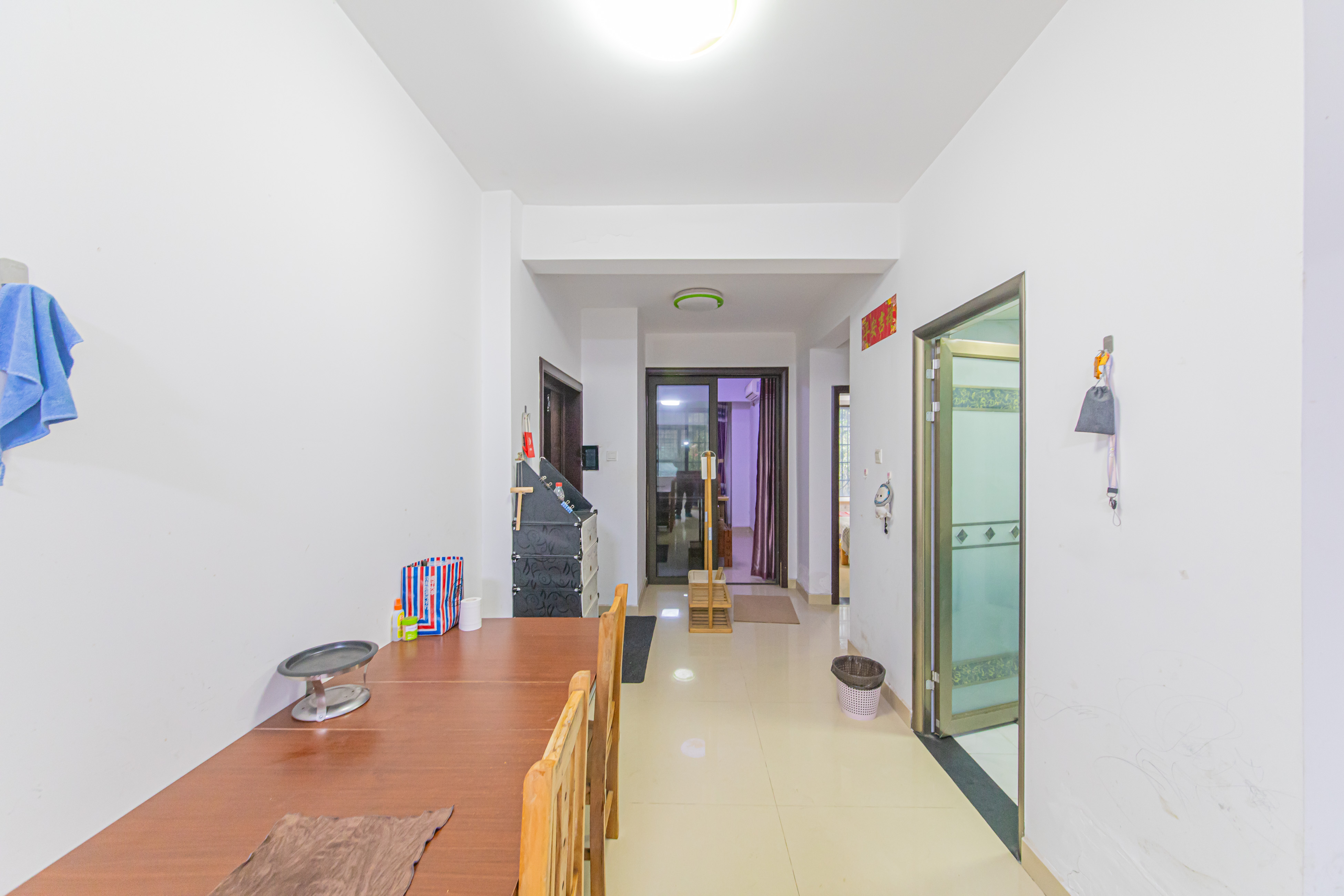 绿地公馆(绿地名邸) 3室2厅2卫 110.0万 绿地公馆(绿地名邸) 3室2厅2卫 110.0万客厅