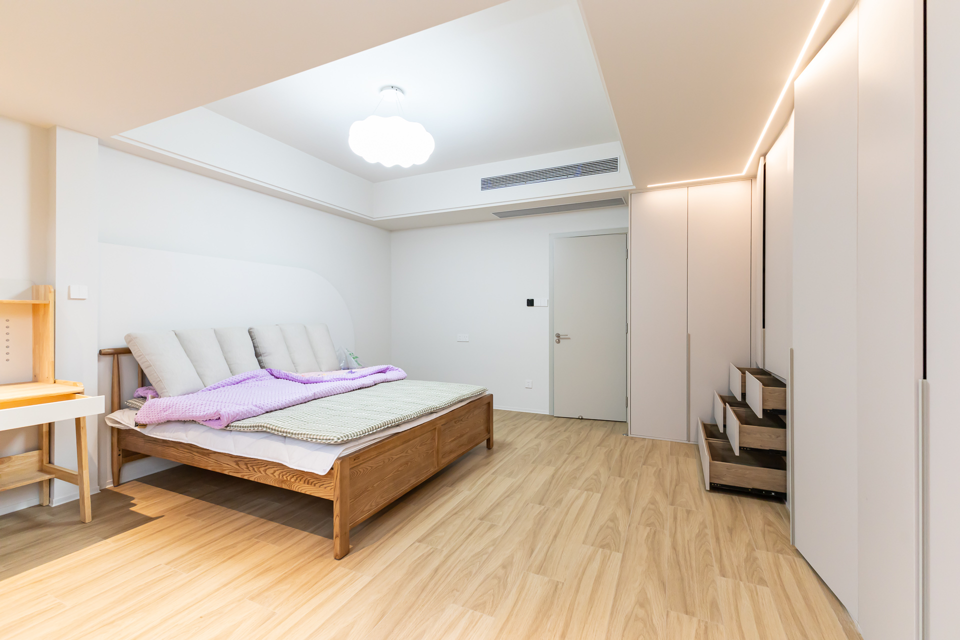 龙湖湘风原著(龙湖湘风星城)  6室1厅4卫    470.0万 龙湖湘风原著(龙湖湘风星城)  6室1厅4卫    470.0万其他