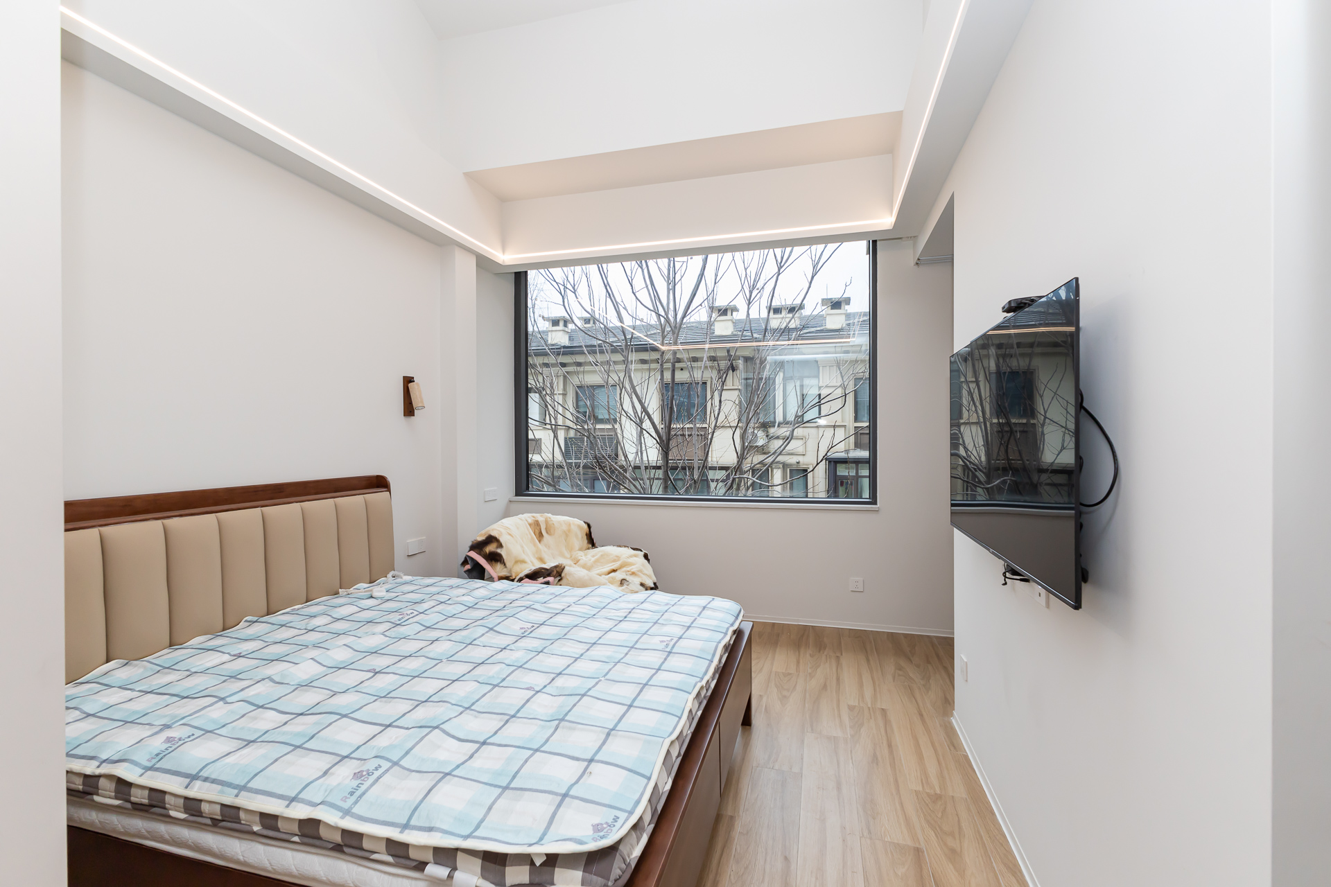 龙湖湘风原著(龙湖湘风星城)  6室1厅4卫    470.0万 龙湖湘风原著(龙湖湘风星城)  6室1厅4卫    470.0万卧室