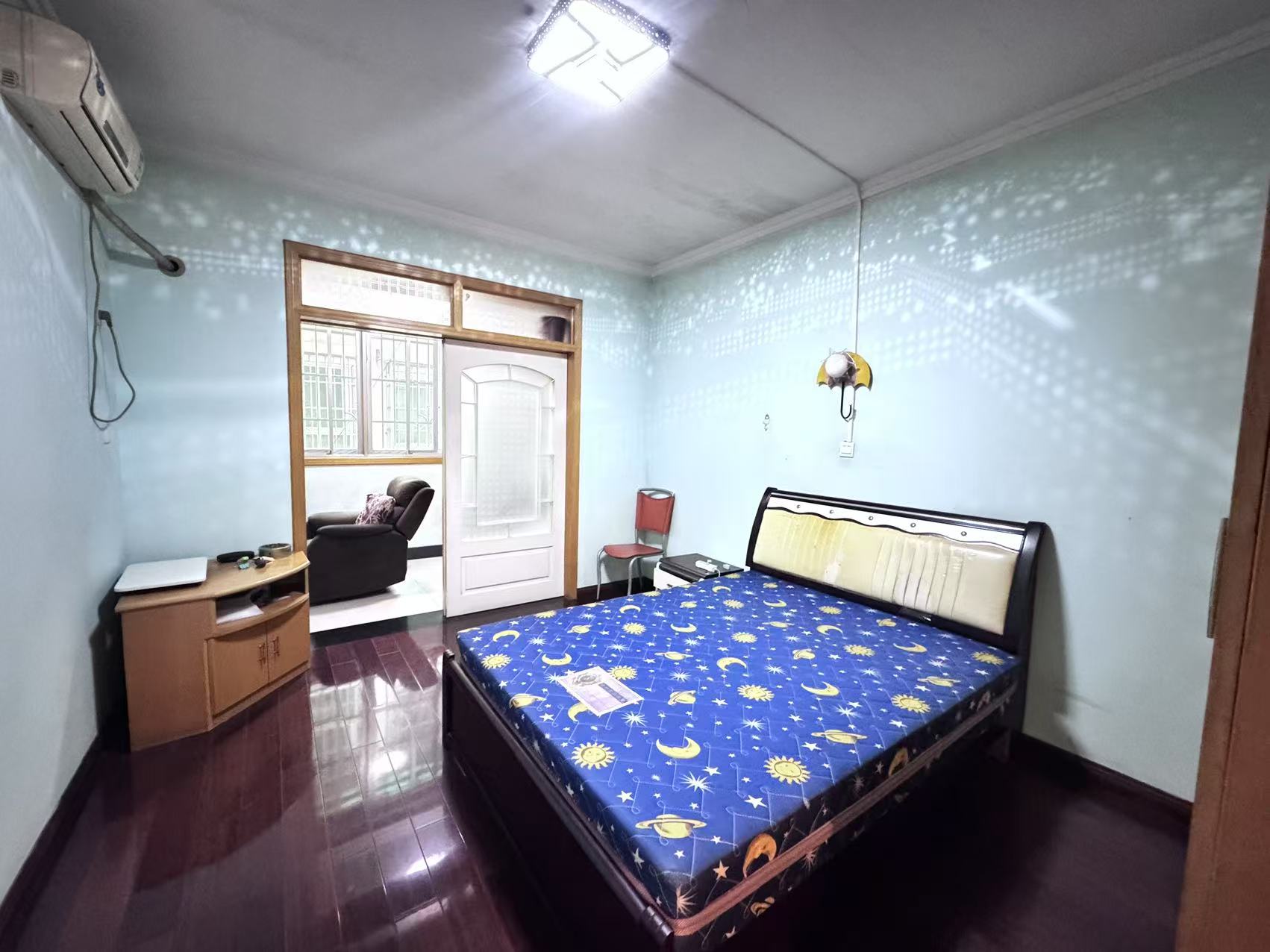 华茂商厦 3室2厅2卫 56.8万 华茂商厦 3室2厅2卫 56.8万室内图