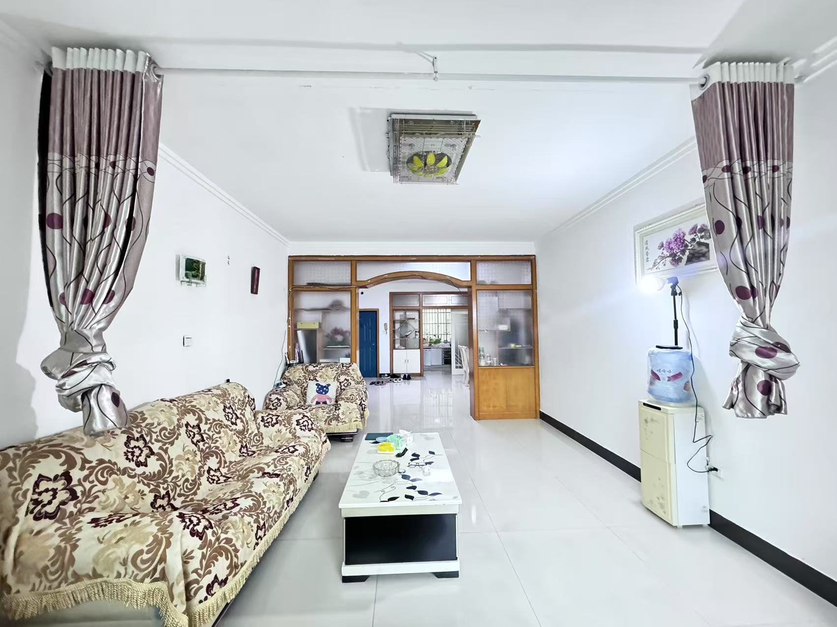 华茂商厦 3室2厅2卫 56.8万 华茂商厦 3室2厅2卫 56.8万室内图