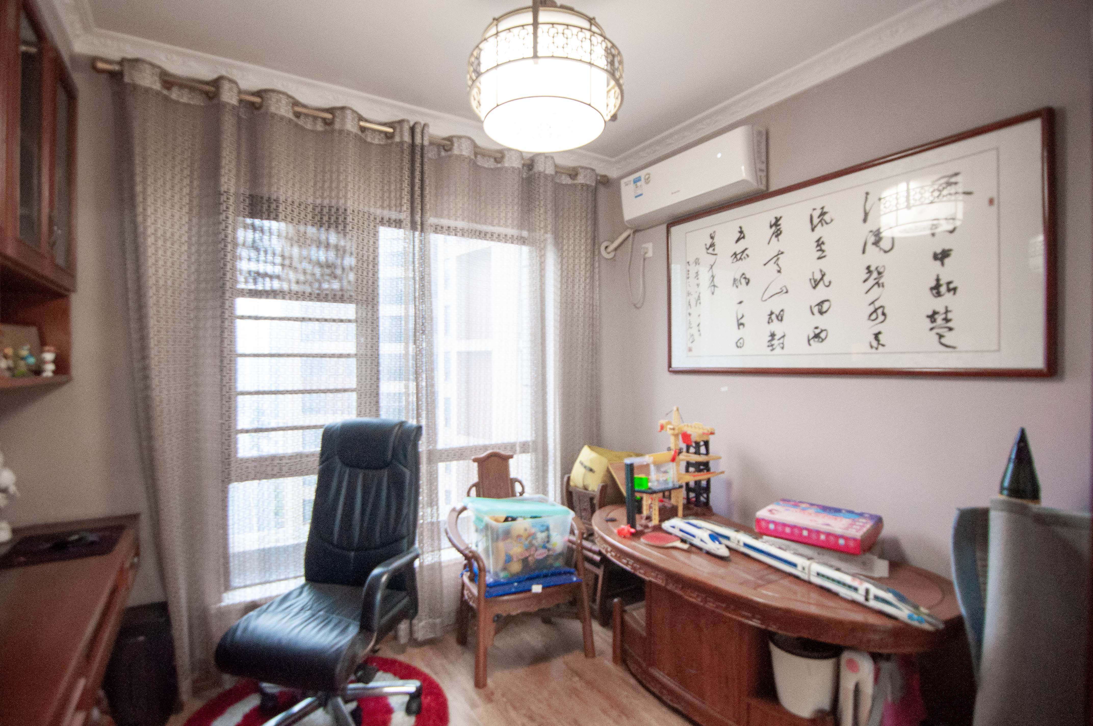 达美D6区  4室2厅2卫    158.0万其他