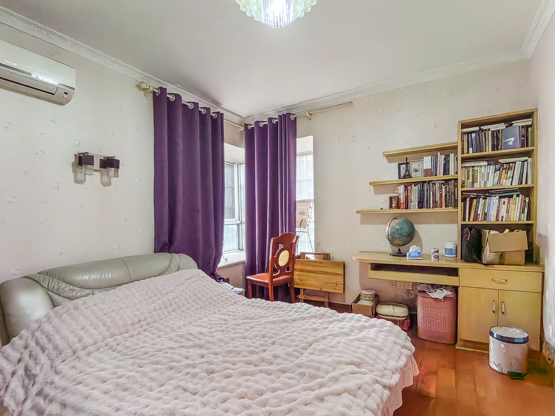 紫晶城 3室2厅2卫 62.8万 紫晶城 3室2厅2卫 62.8万卧室