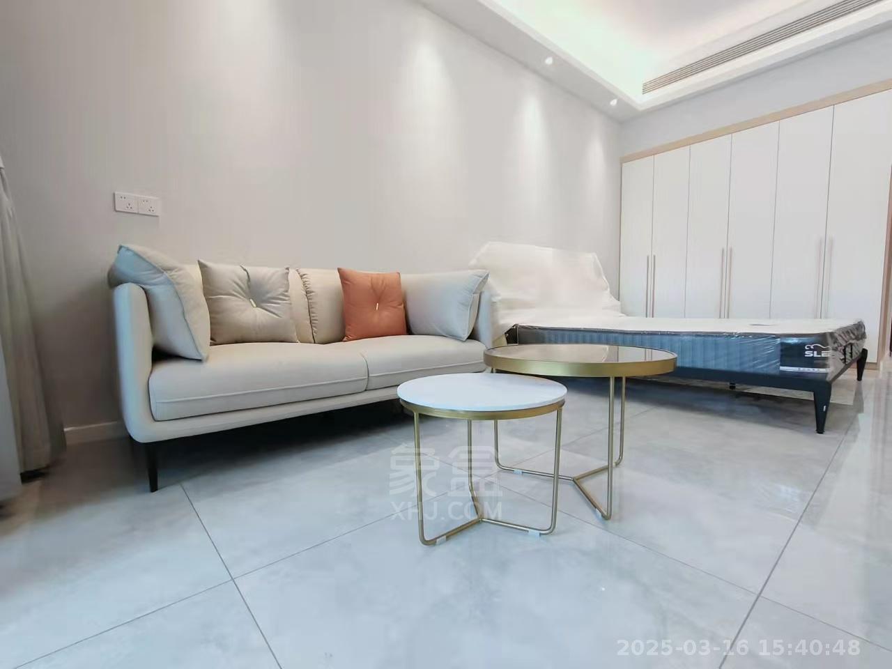 尚格广场  1室1厅1卫    1800.0元/月 尚格广场  1室1厅1卫    1800.0元/月室内图