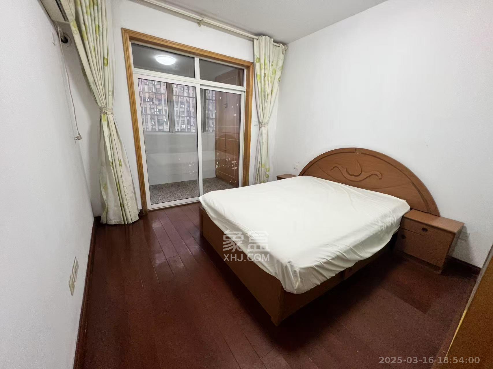 四季美景三期(四季美景水木轩) 3室2厅1卫 2800.0元/月 四季美景三期(四季美景水木轩) 3室2厅1卫 2800.0元/月室内图