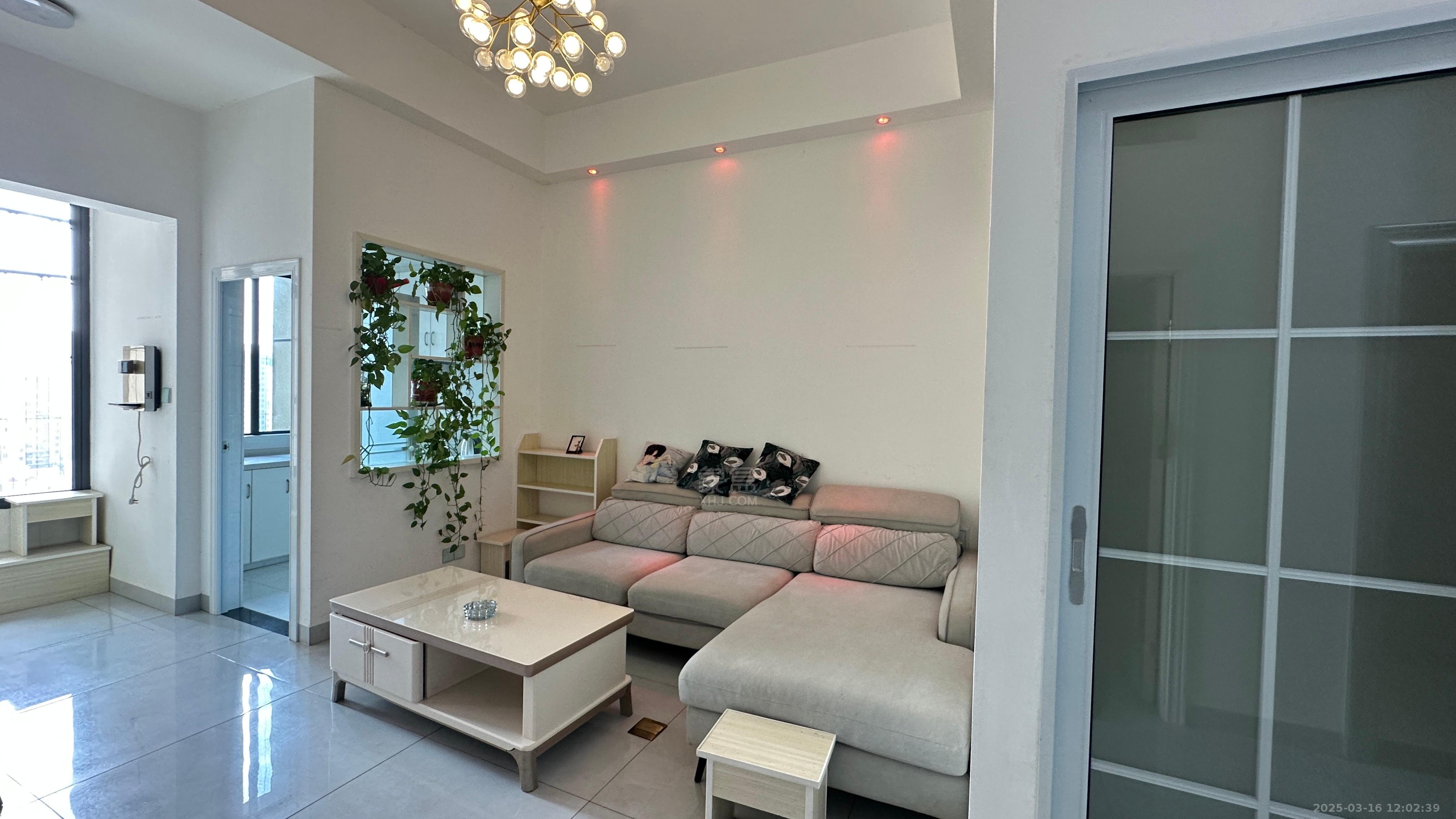 白金汉宫 2室1厅1卫 1500.0元/月 白金汉宫 2室1厅1卫 1500.0元/月室内图