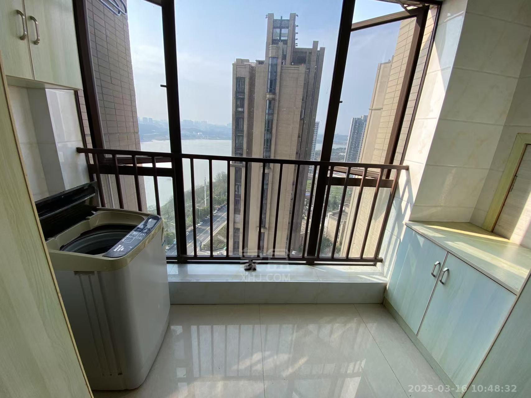 中泰财富湘江 1室1厅1卫 1100.0元/月 中泰财富湘江 1室1厅1卫 1100.0元/月室内图