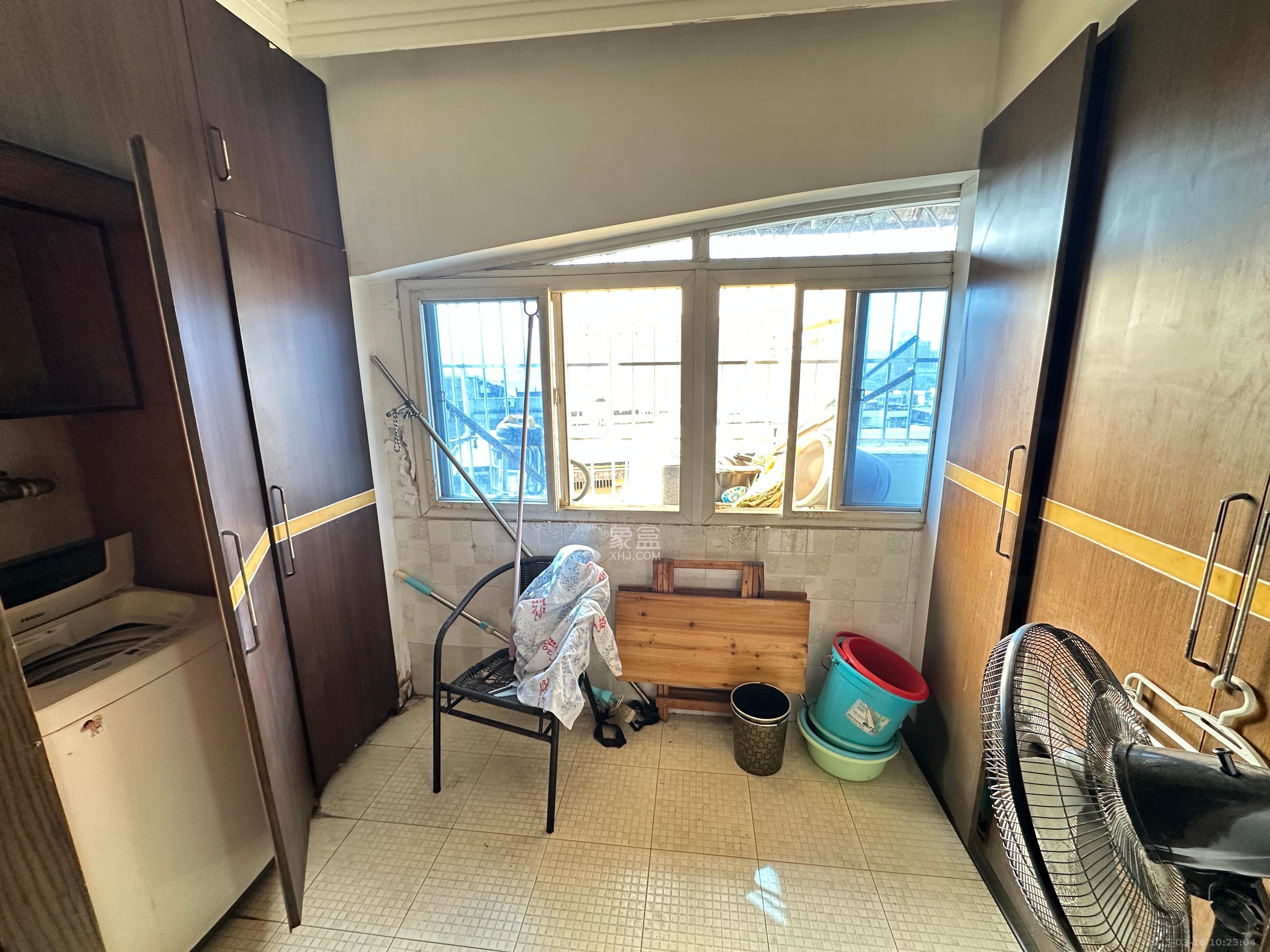 白沙苑  3室2厅2卫   1800.00元/月室内图
