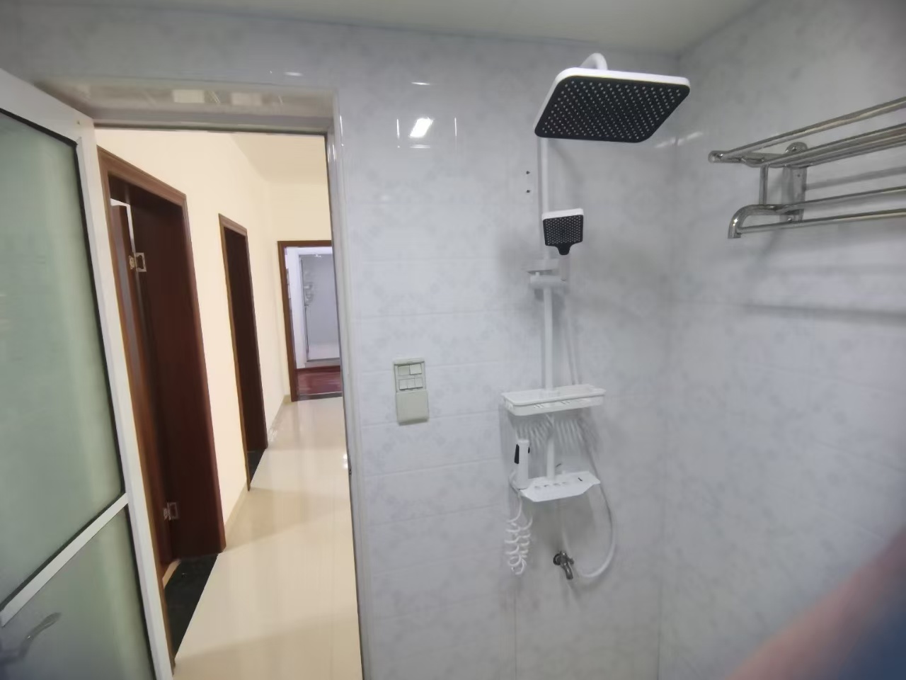 长和广场  1室0厅0卫   2500.00元/月室内图