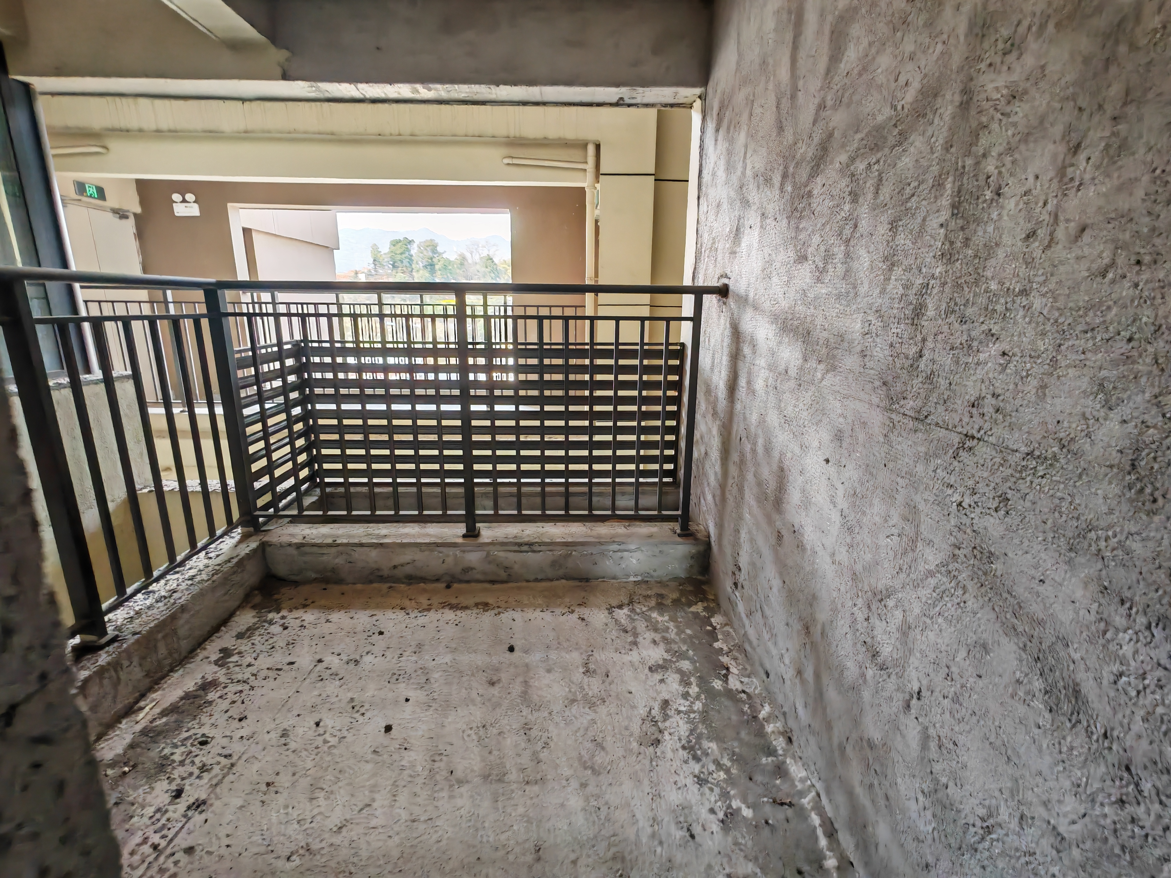 世茂云城 3室2厅1卫 38.8万 世茂云城 3室2厅1卫 38.8万客厅