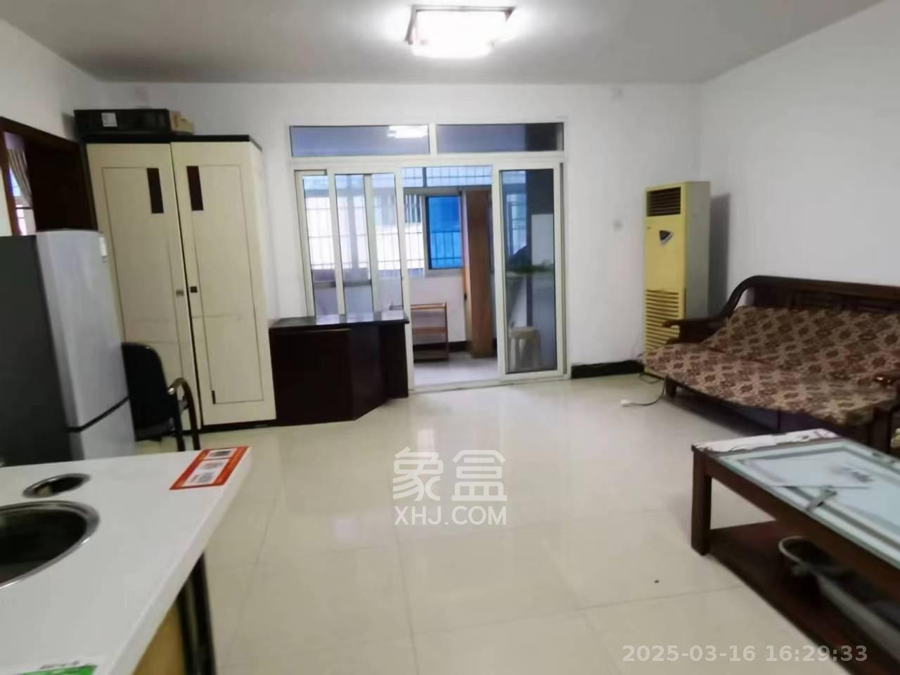 远东公寓  3室1厅1卫   2500.00元/月