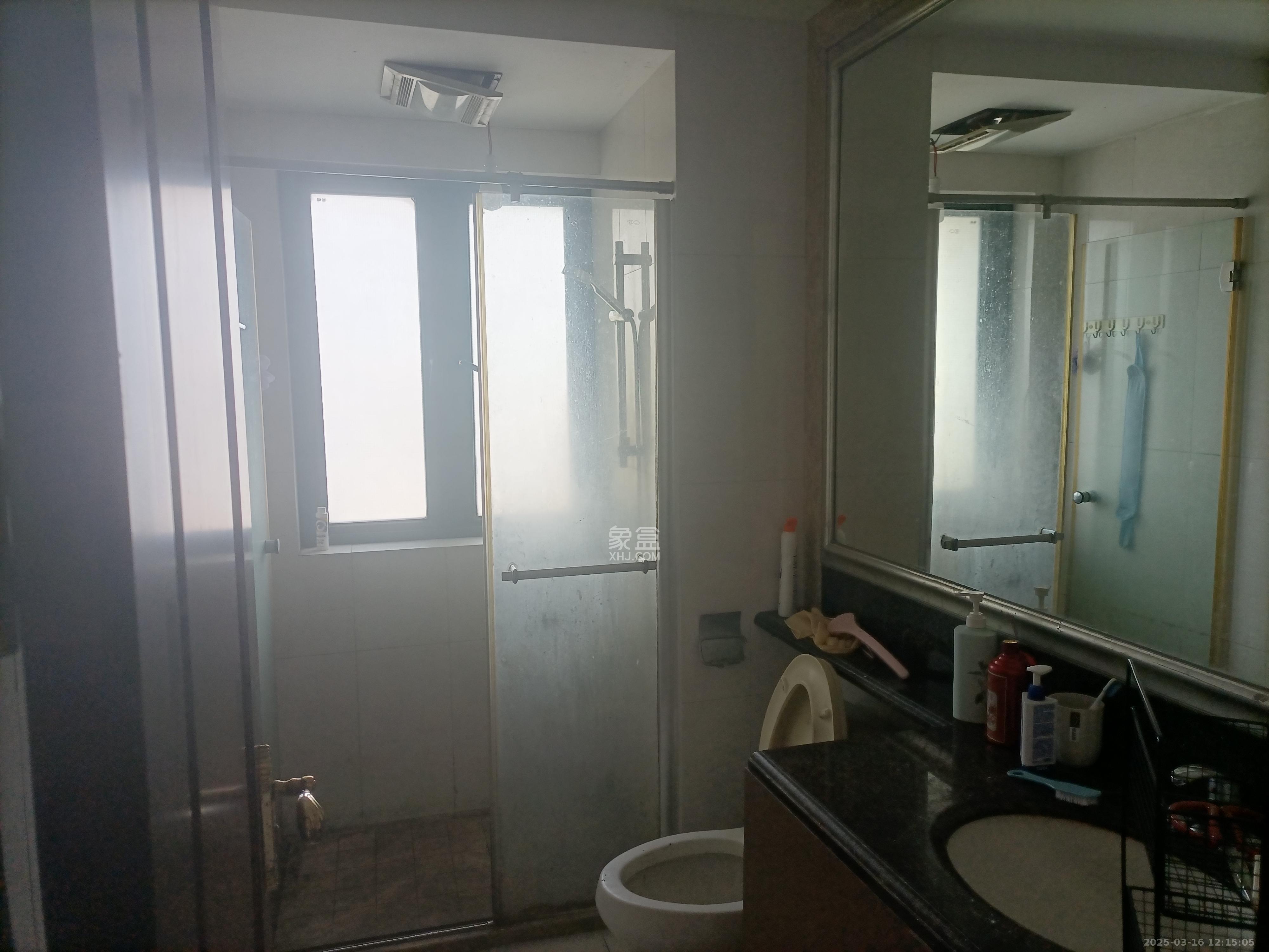 恒大绿洲 3室2厅2卫 2400.0元/月 恒大绿洲 3室2厅2卫 2400.0元/月室内图